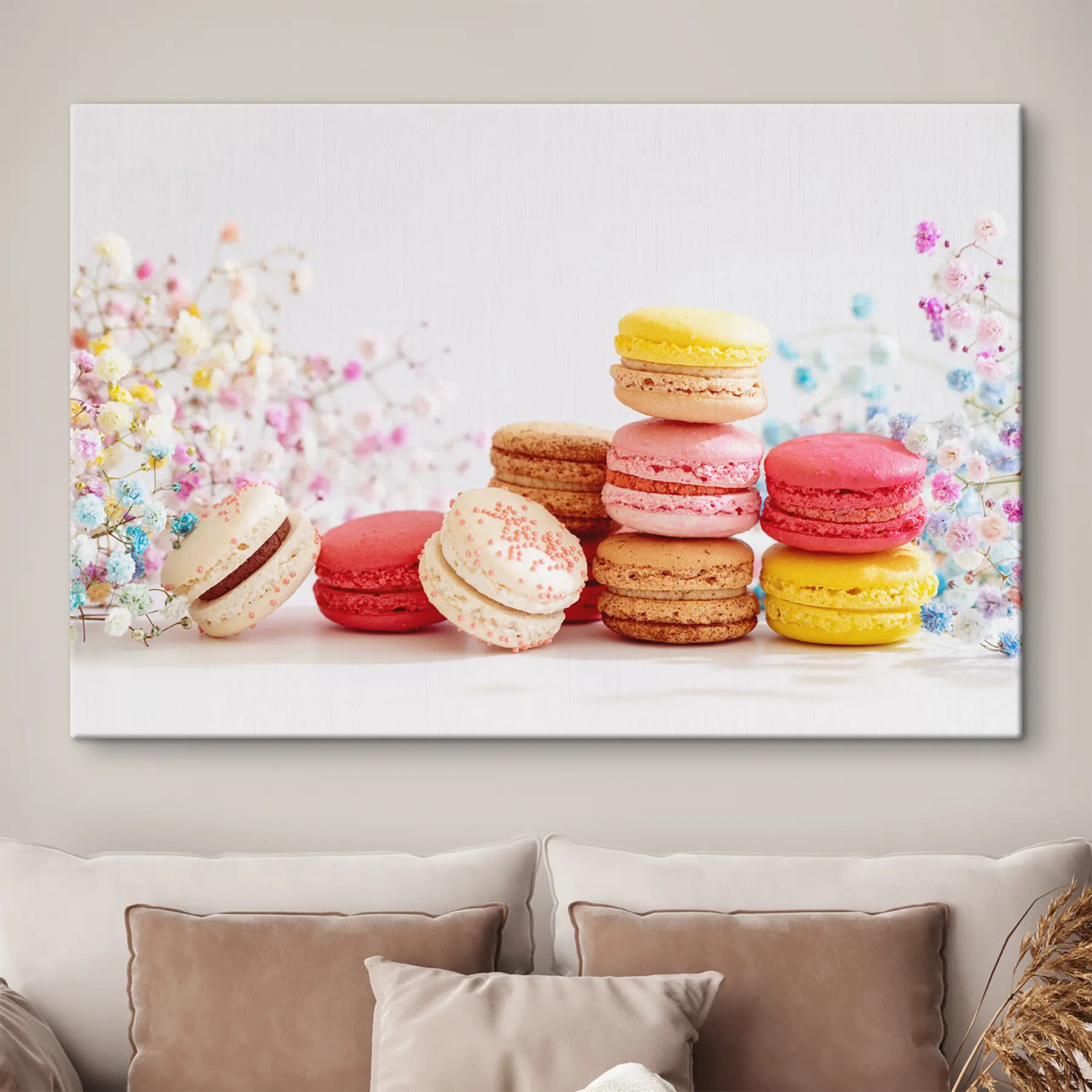 Fotobehang Kleurrijke macarons met delicate bloemen s37757