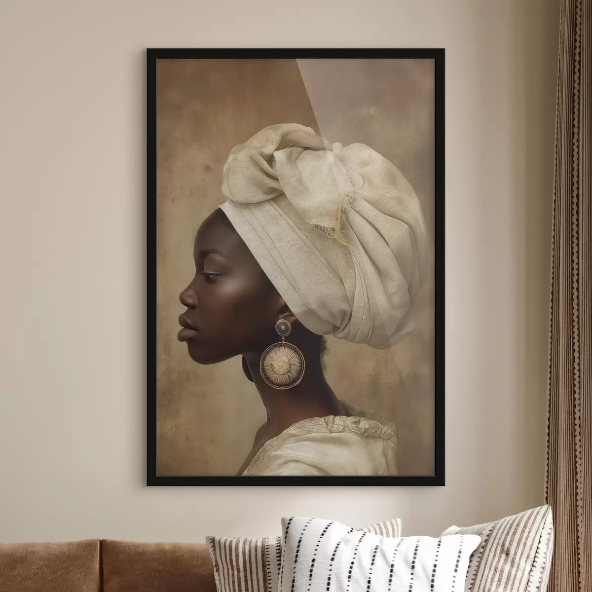 Poster beige portret van een vrouw in Afrikaanse stijl in profiel met grote oorbellen f26120