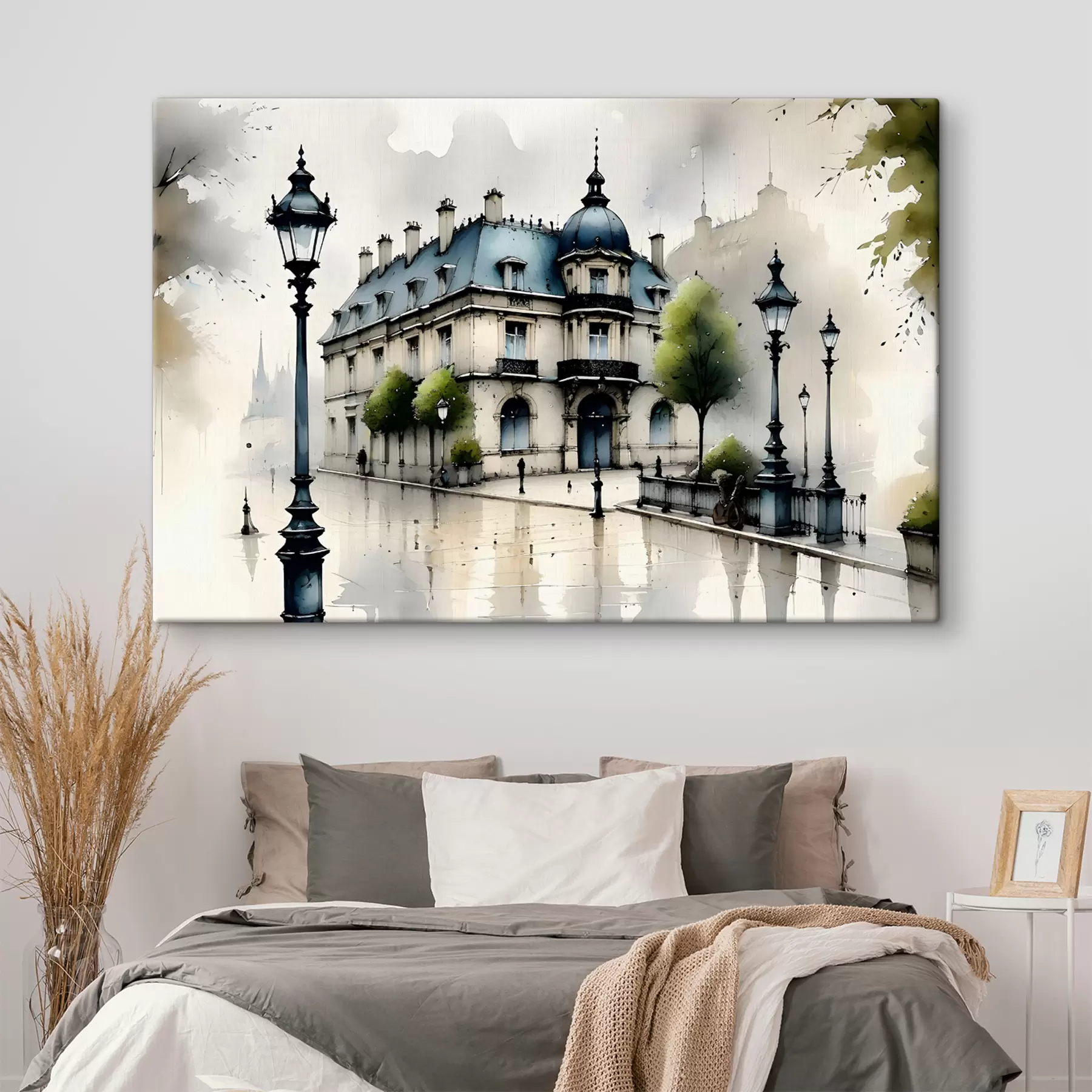 Papier peint photo Un grand bâtiment d'aquarelle entouré de lampadaires et d'arbres, un jour de pluie s39391