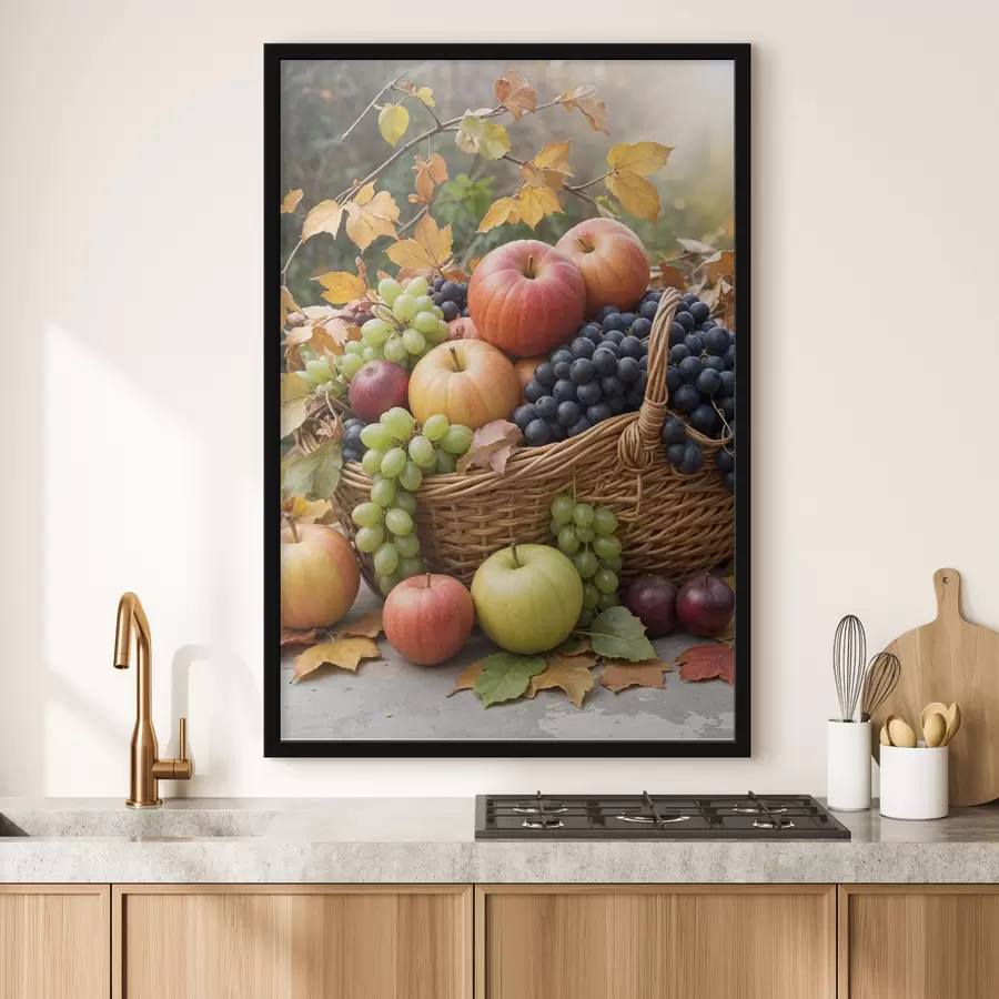 Fotobehang Een mand gevuld met verschillende herfstvruchten, waaronder appels, druiven en peren, omringd door gevallen bladeren f40409