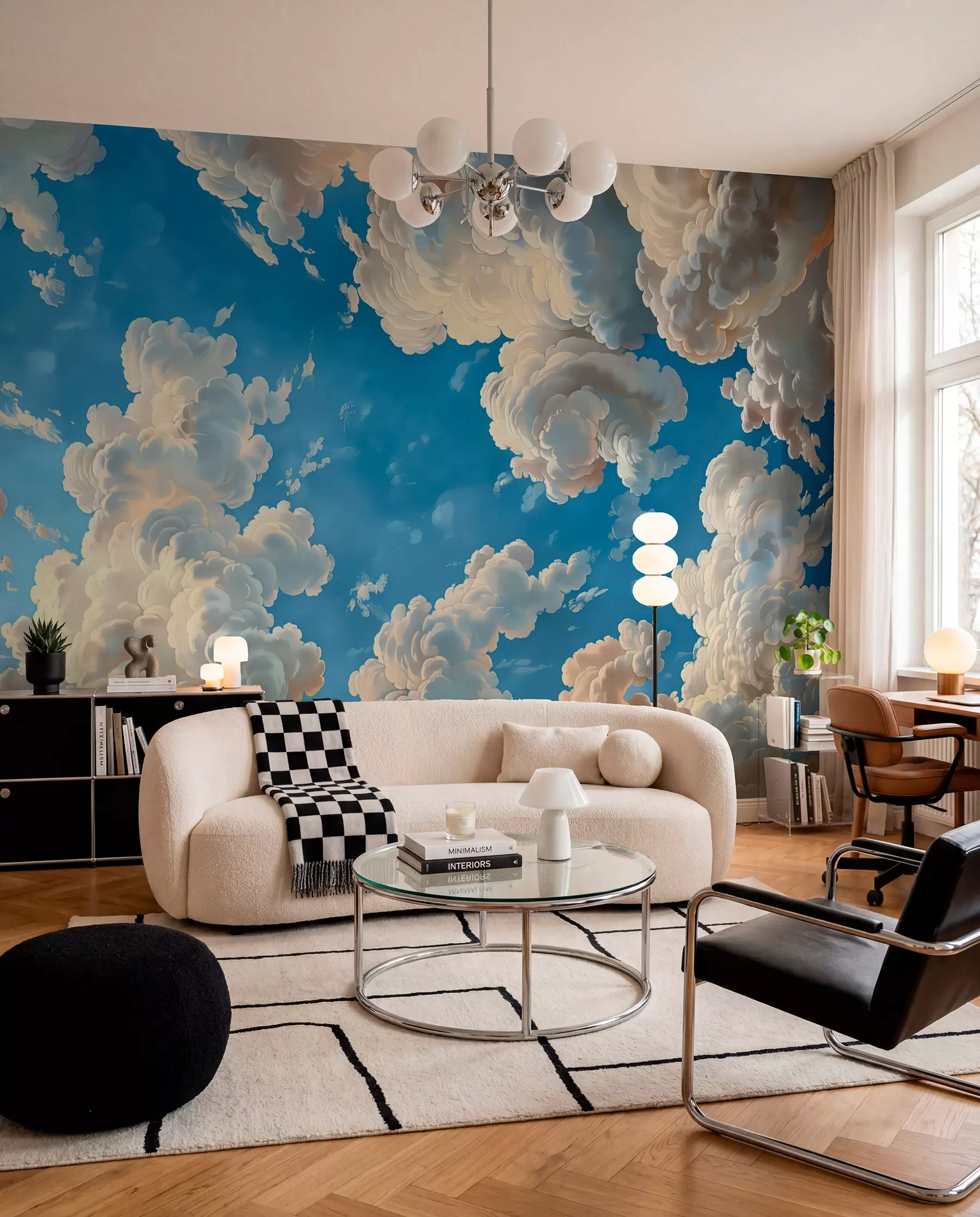Fotobehang Uitwaaierende wolken in warme tinten van crème, zachte perzik en bleek tegen een diep, levendig blauwe lucht w01583