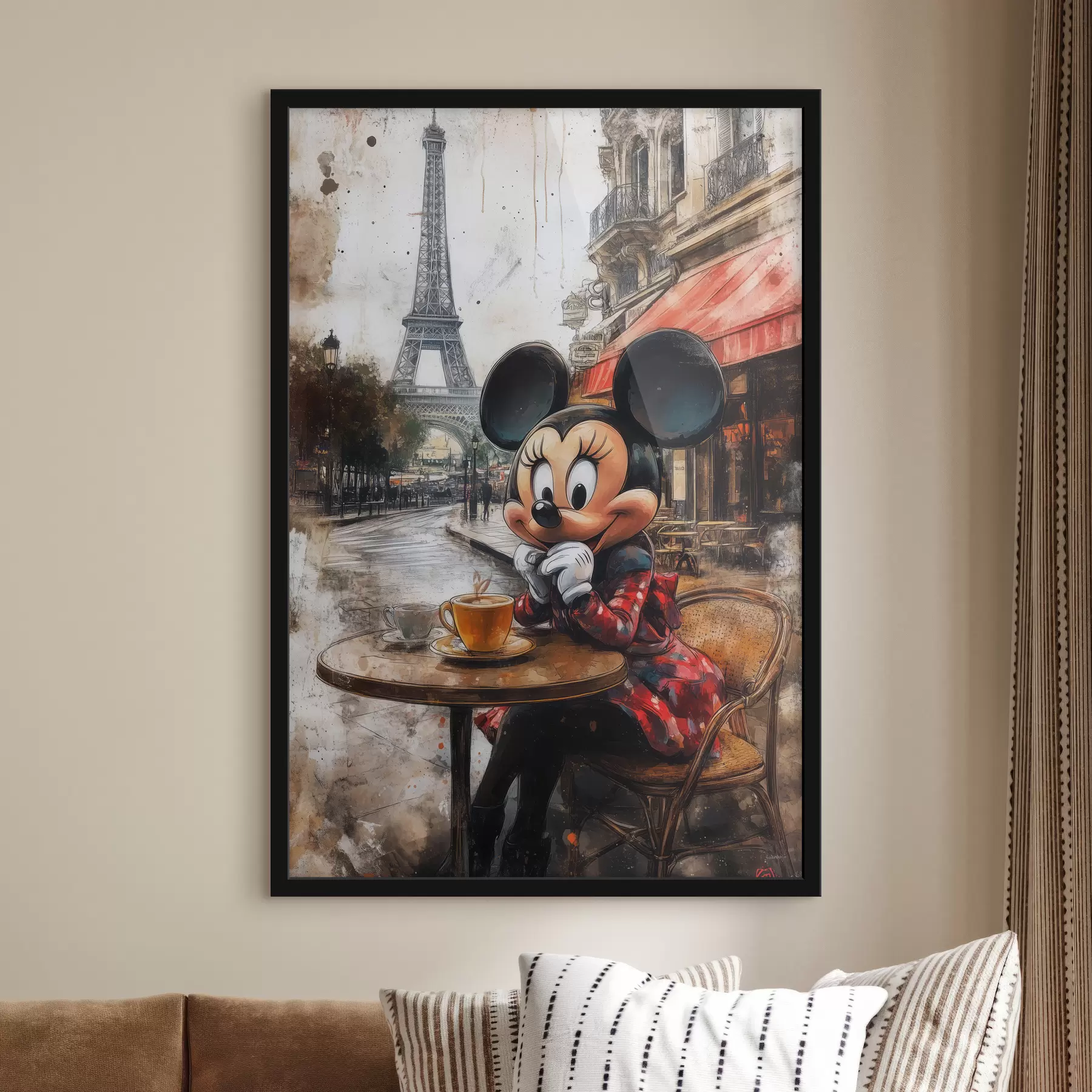  Peintures Mickey Mouse buvant un café contre la Tour Eiffel à Paris f40972