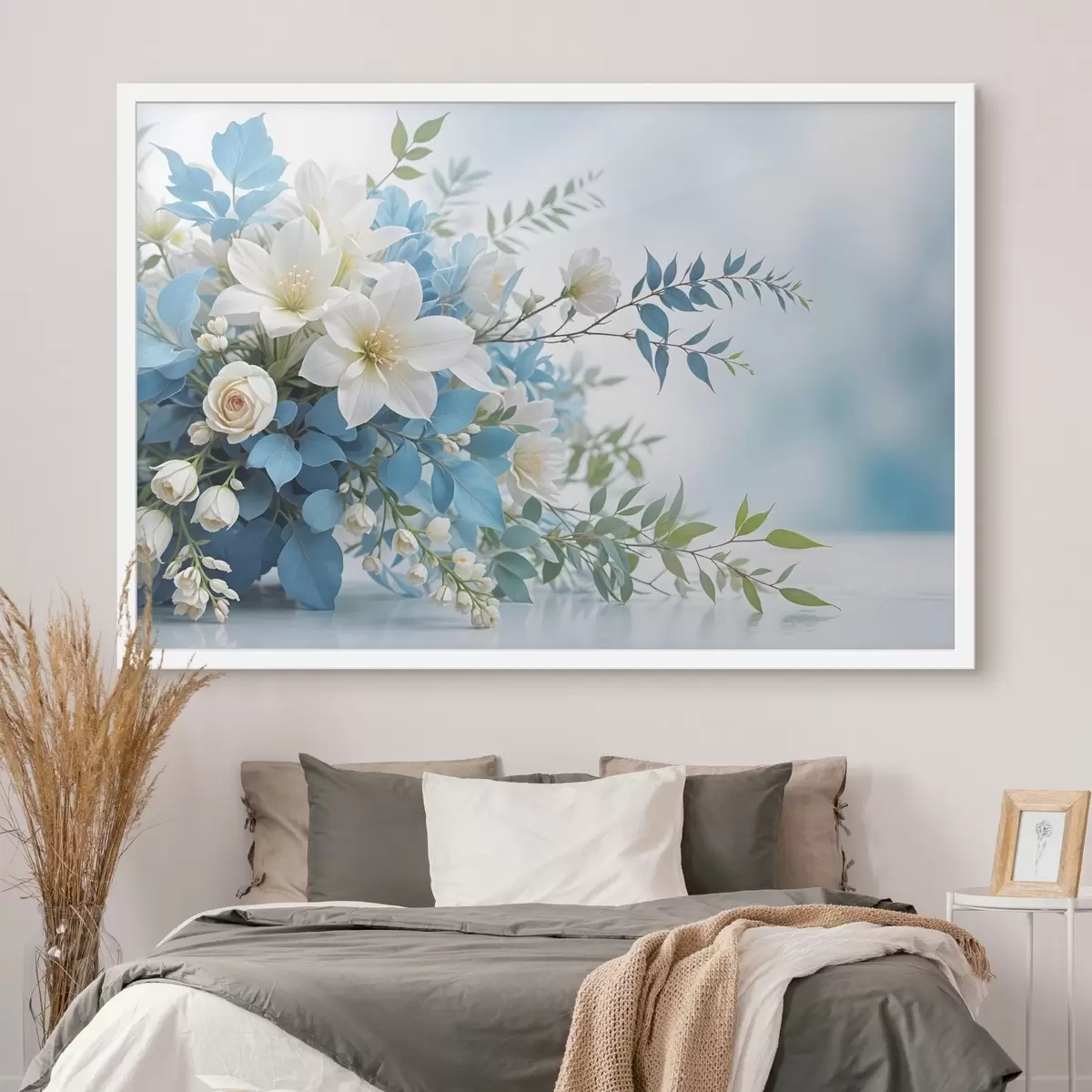 Affiche Bouquet de fleurs blanches et bleues avec des feuilles vertes sur un fond doux et flou f41715