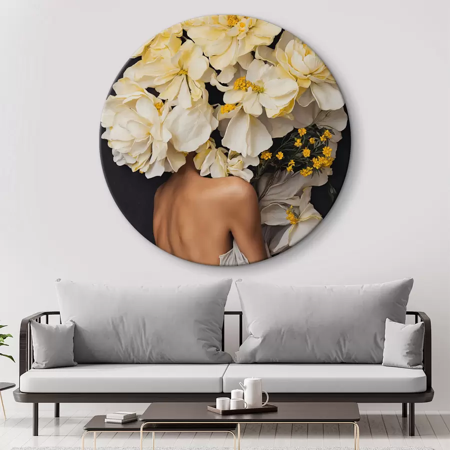  Peintures Femme avec des fleurs jaunes sur fond noir r37162
