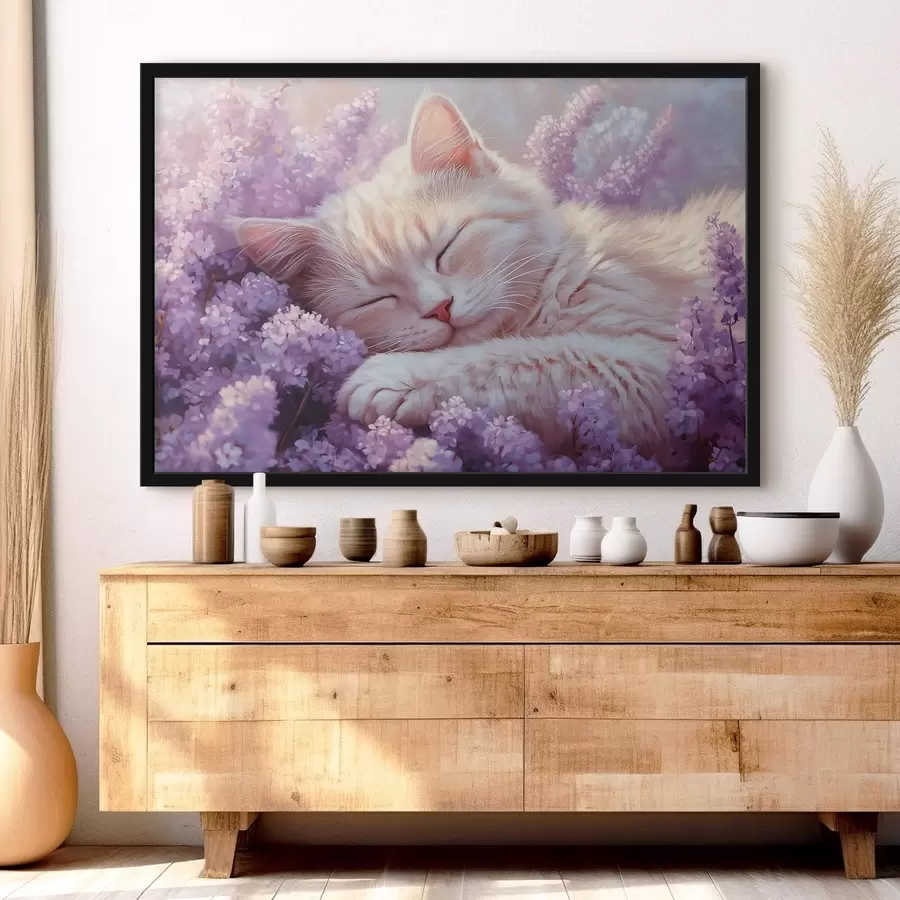 Papier peint photo chat couché sur des fleurs violettes f42012