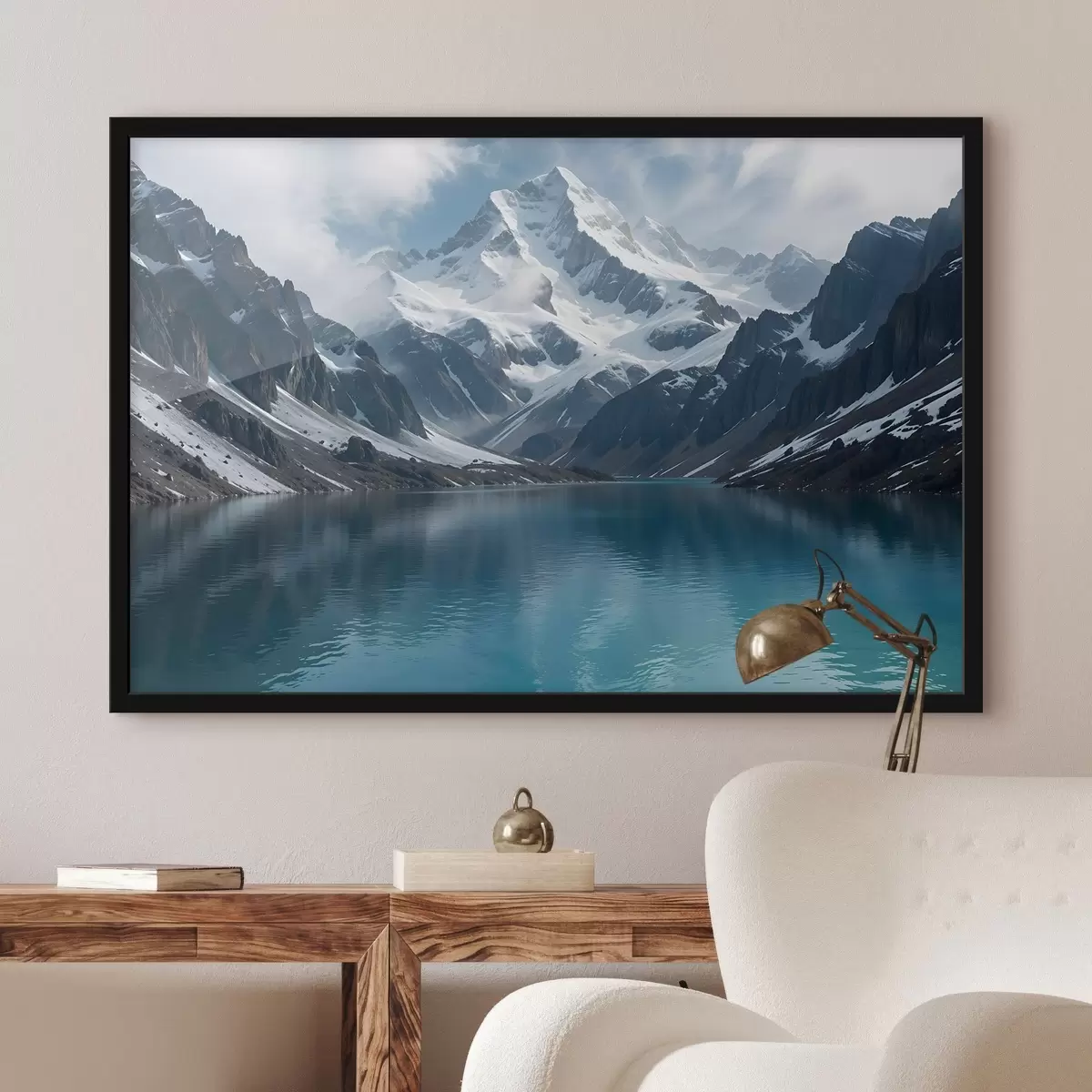 Affiche Un pic montagneux enneigé se reflétant dans un lac turquoise serein, entouré d'un terrain rocheux et de nuages spectaculaires f42232