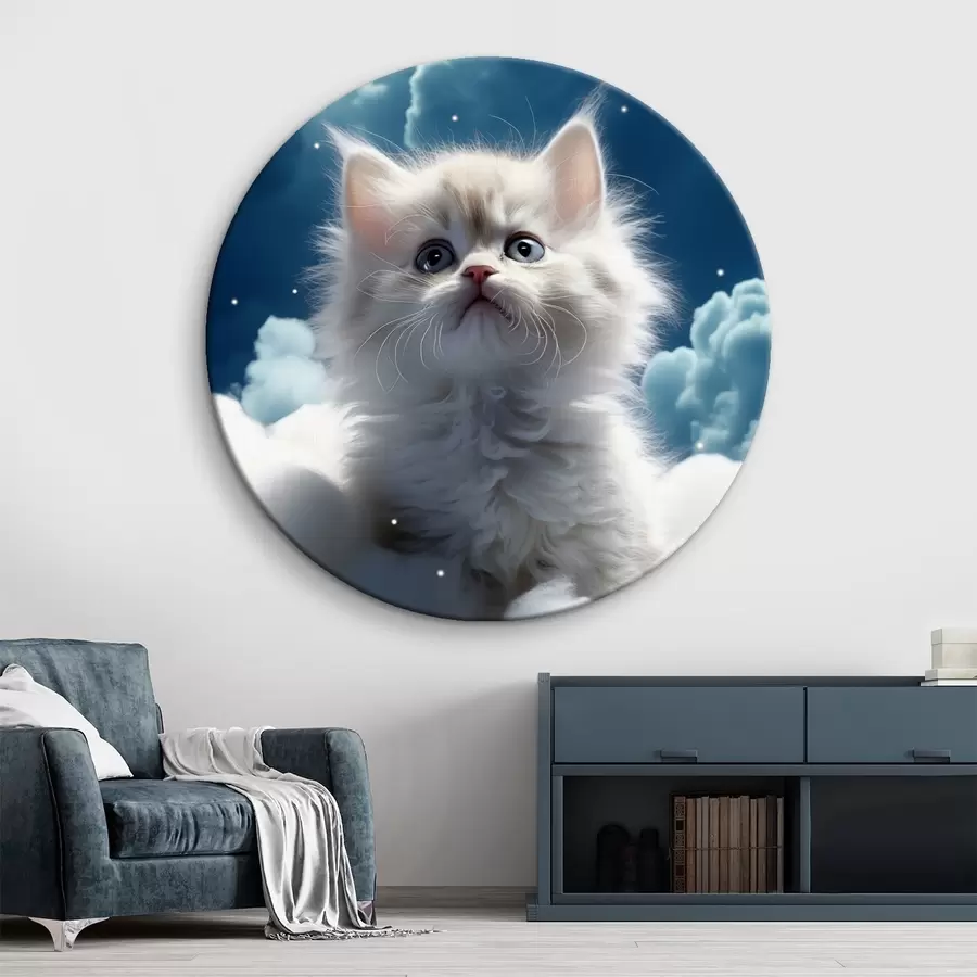  Schilderijen Een wit pluizig katje in de lucht zit op een wolk r41279