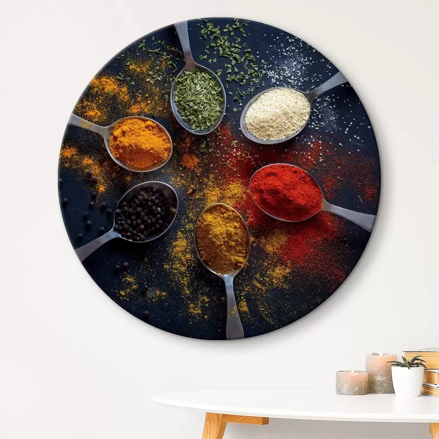  Peintures Groupe de cuillères avec différentes épices r37046