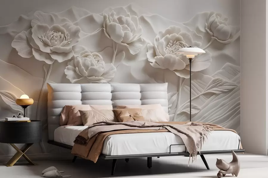 Papier peint photo Une imitation florale blanche de sculpture en relief avec de grandes fleurs de pivoine détaillées sur un fond uni w08612
