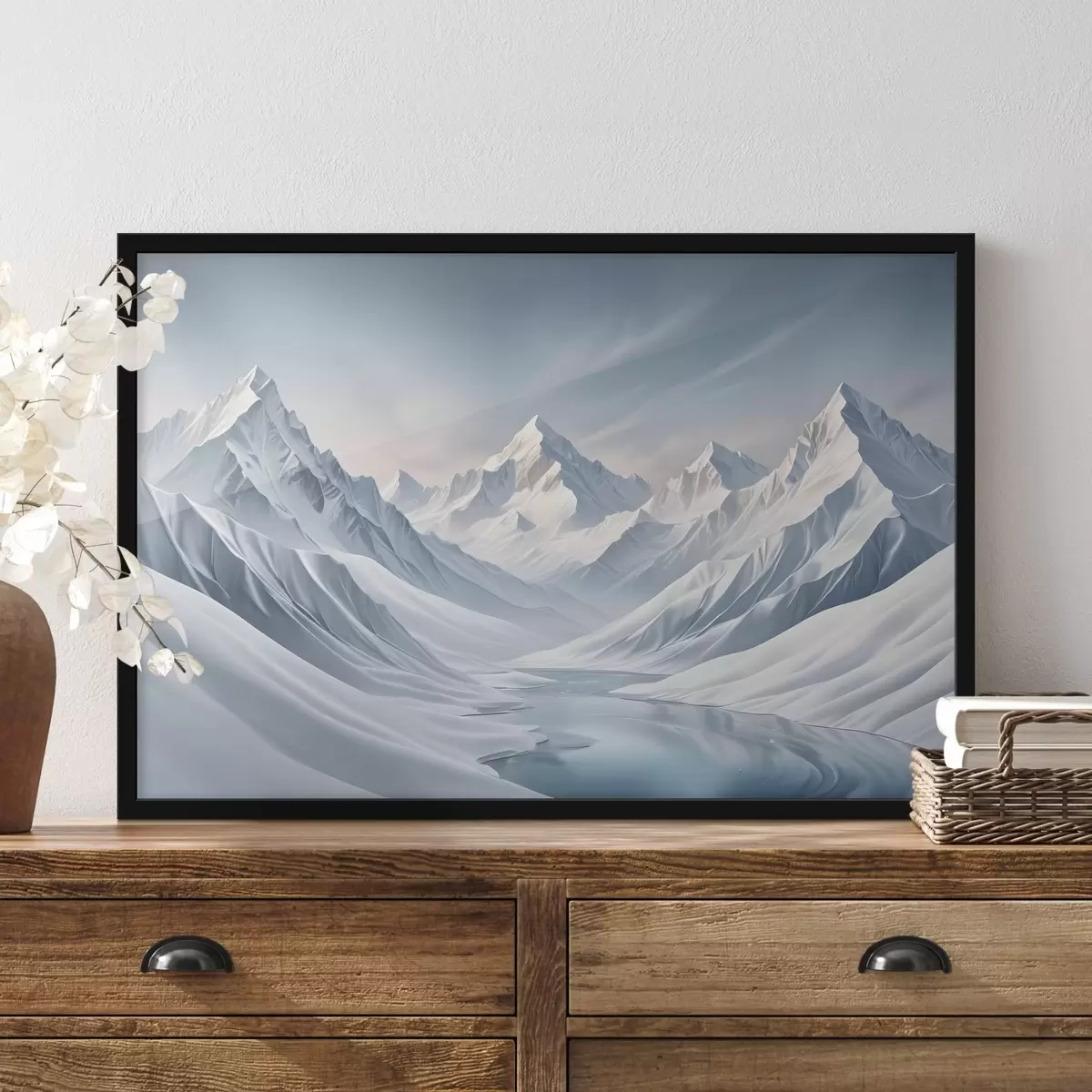 Poster Besneeuwde bergen met scherpe pieken en een zacht verlopende lucht die overgaat van lichtblauw naar lichtblauw f42724