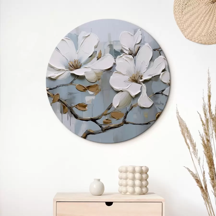  Peintures Fleurs de magnolia blanches avec pétales texturés et feuilles brunes sur fond bleu doux imitation peinture à l'huile r42711