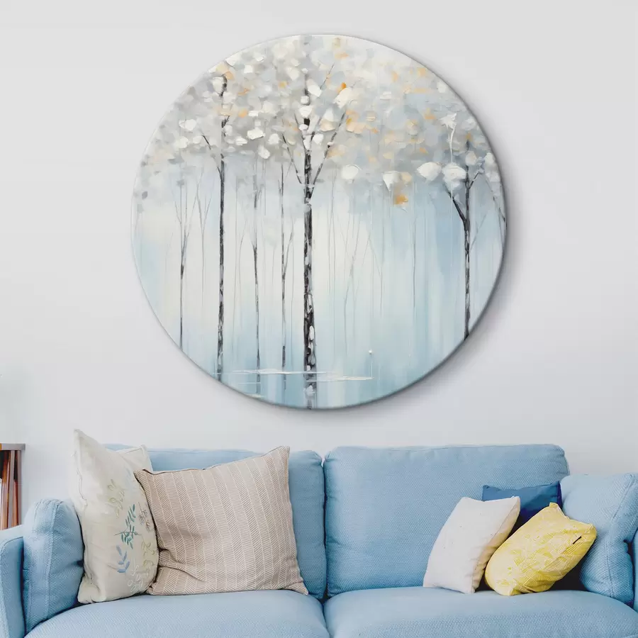  Schilderijen Hoge, slanke bomen met blauwe bladeren en vleugjes geel op een zachtblauwe achtergrond, imitatie olieverfschilderij r42731