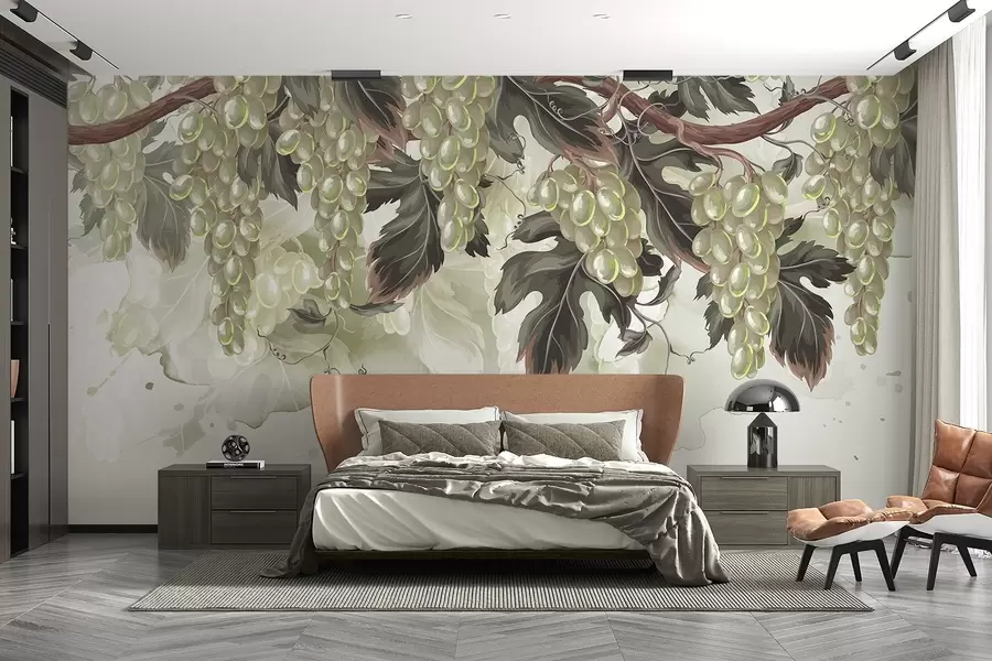 Fotobehang Druiven hangend aan een wijnrank met groene bladeren, tegen een lichtgekleurde achtergrond met aquarelachtige texturen w08696