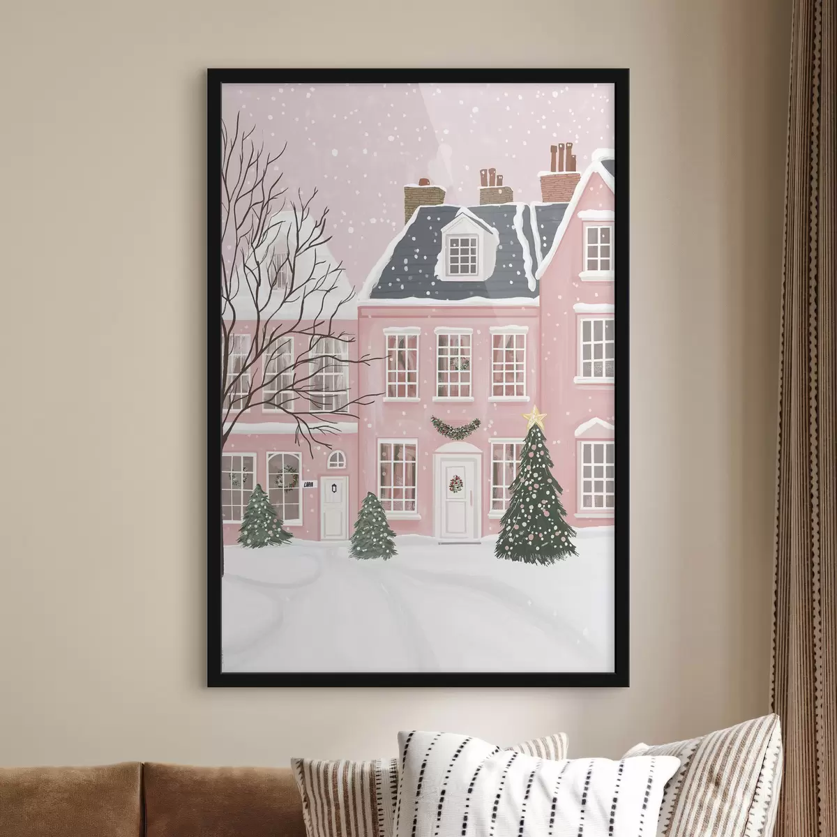 Poster Schattige roze huisjes, dennenbomen, winterlandschappen f42791