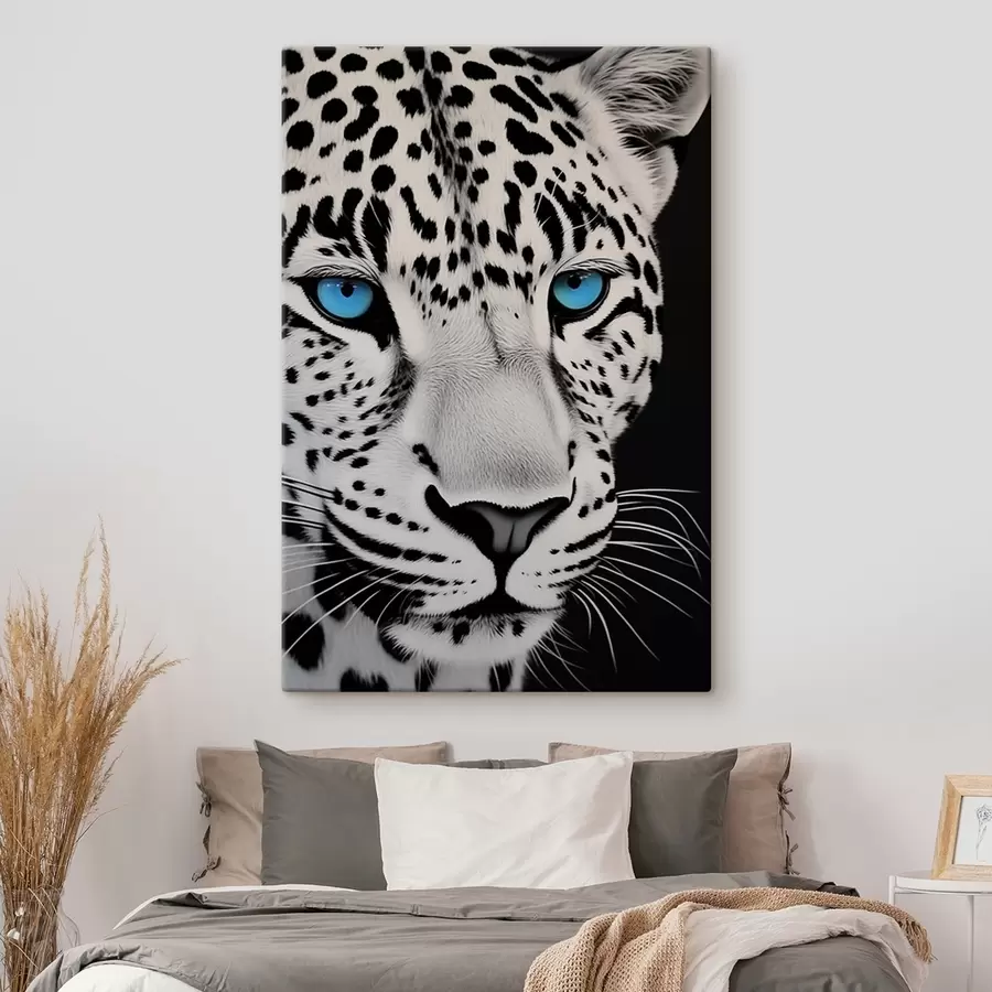  Schilderijen Zwart-wit portret van een luipaard met blauwe ogen s43008
