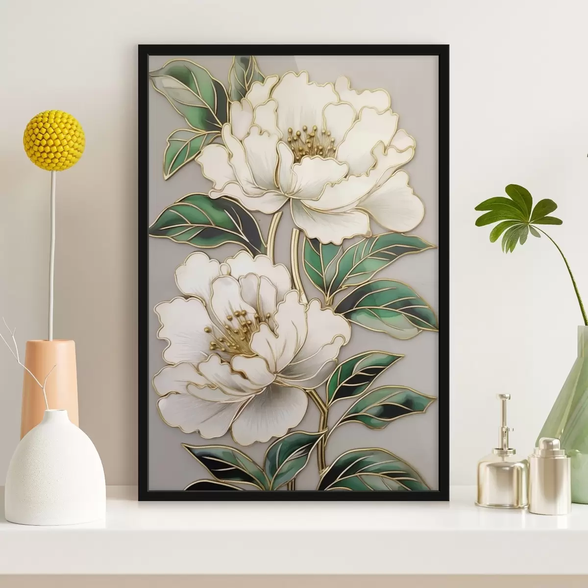 Poster Witte bloemen met groene bladeren in decoratief arrangement f43011