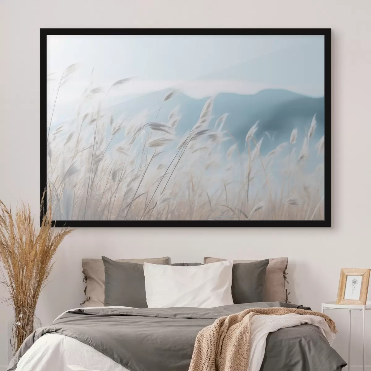 Affiche Herbe, champ de pampa avec une montagne bleue en arrière-plan, ciel bleu clair, minimaliste, couleurs pastel f43404