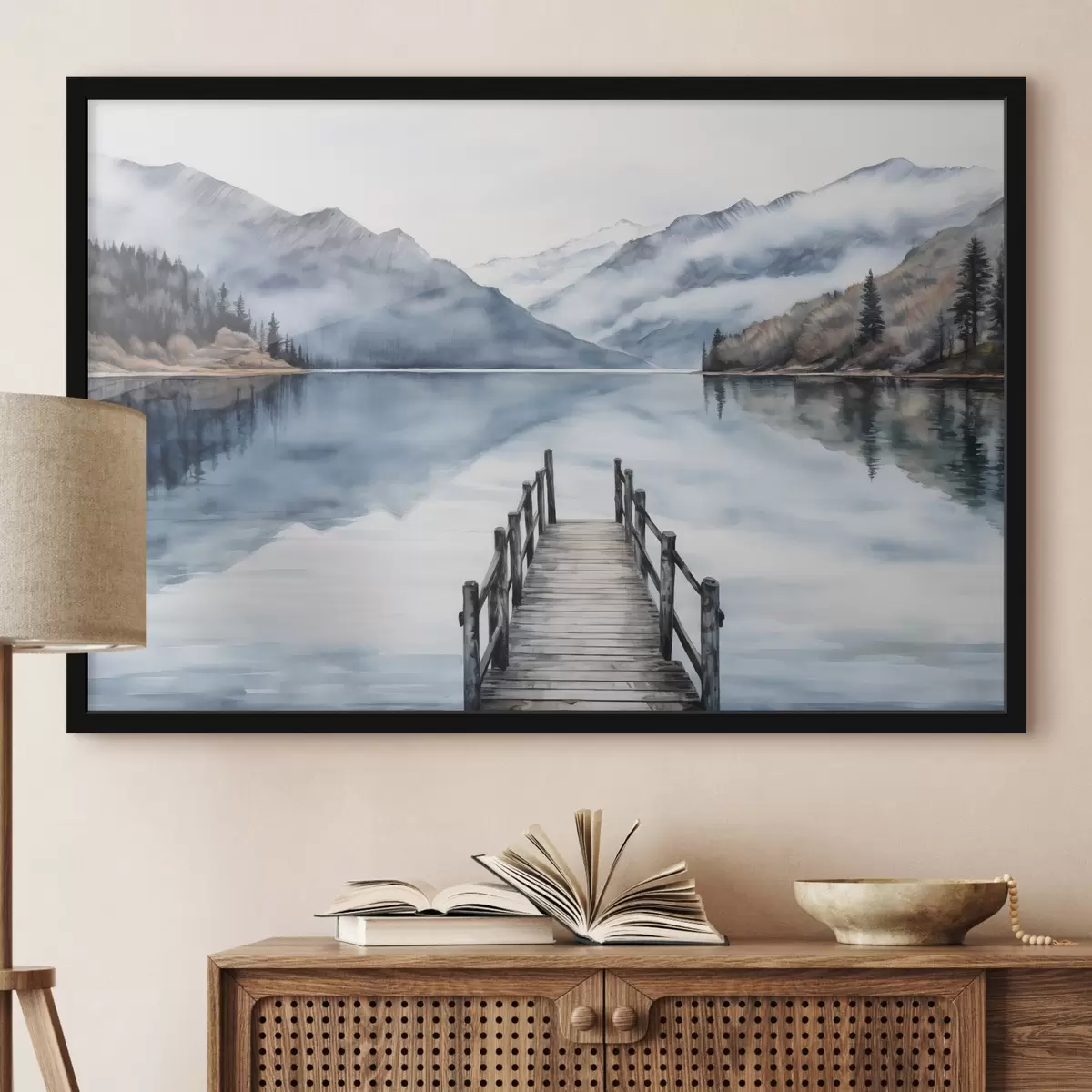 Affiche Un quai en bois s'étend sur un lac calme, entouré de montagnes et d'arbres à feuilles persistantes, style aquarelle f43405