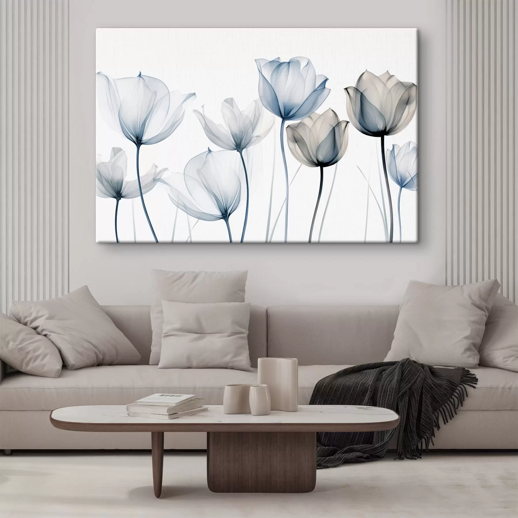  Schilderijen Doorschijnende blauwe en witte tulpen met lange stelen, tegen een effen witte achtergrond s44409