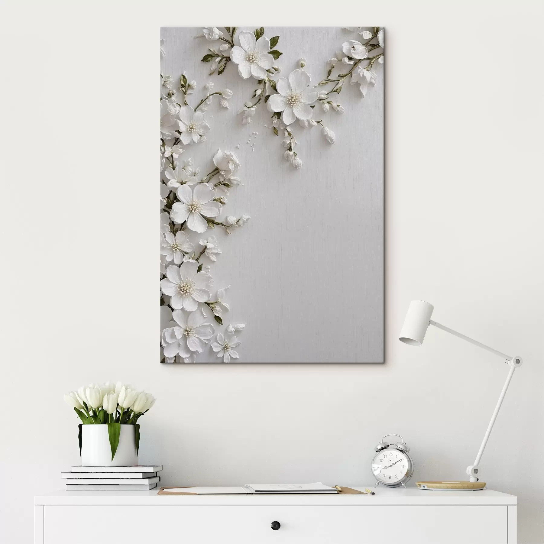 Papier peint photo Fleurs blanches sur fond de mur blanc s44466