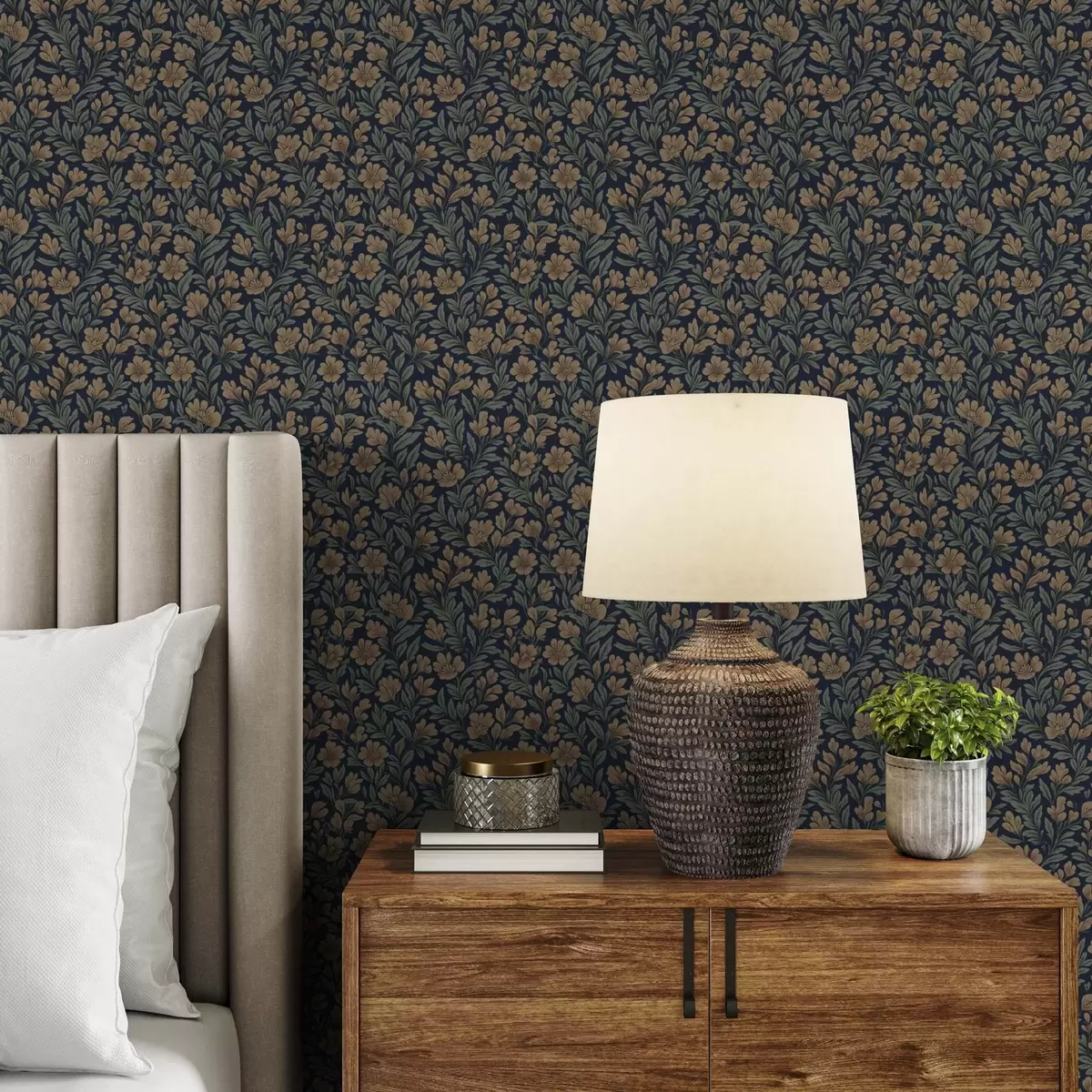 Behang Oranje bloemen op donkerblauwe achtergrond in vintage stijl a00200
