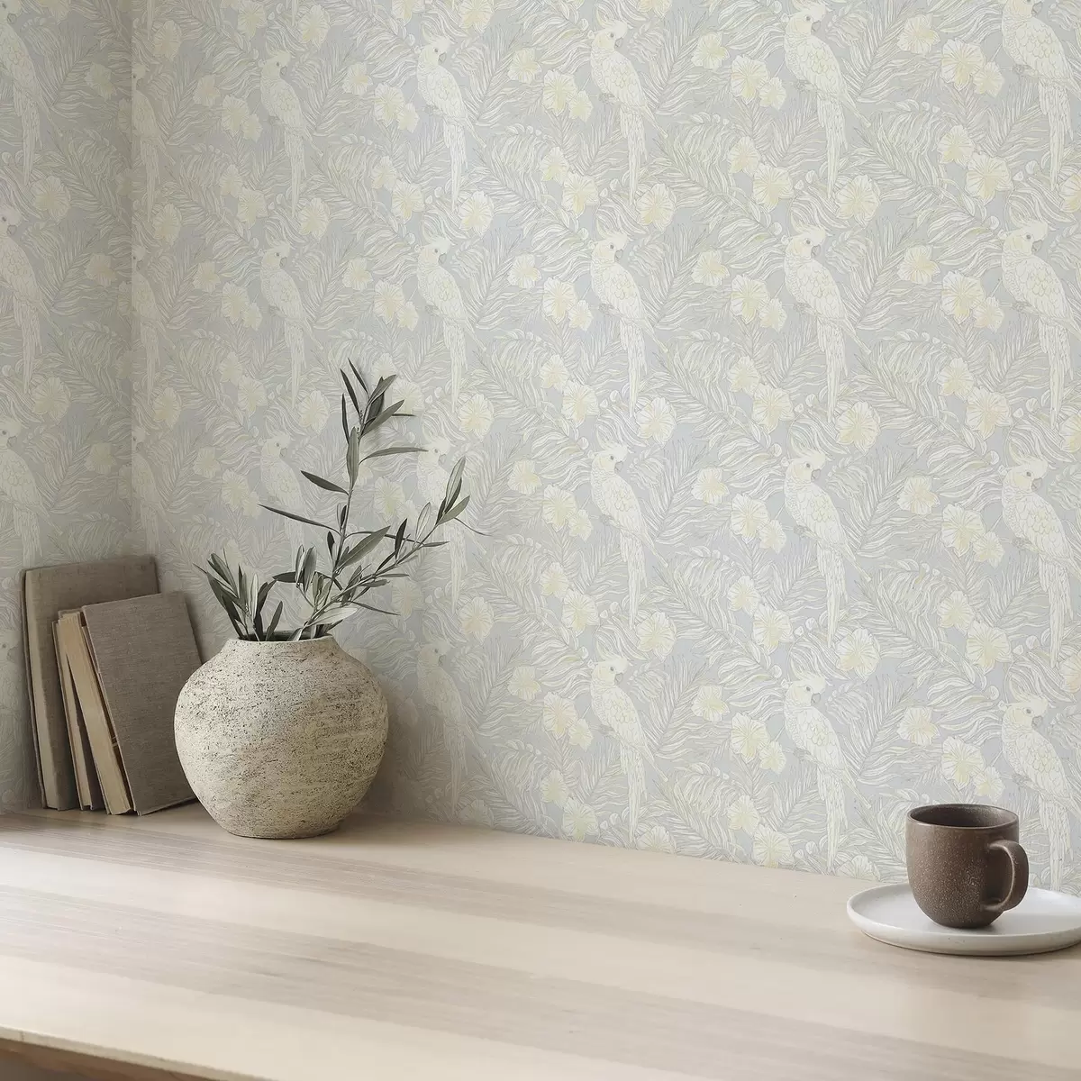 Papier peint Imprimé tropical léger avec des cacatoès et des fleurs sur fond bleu a00203
