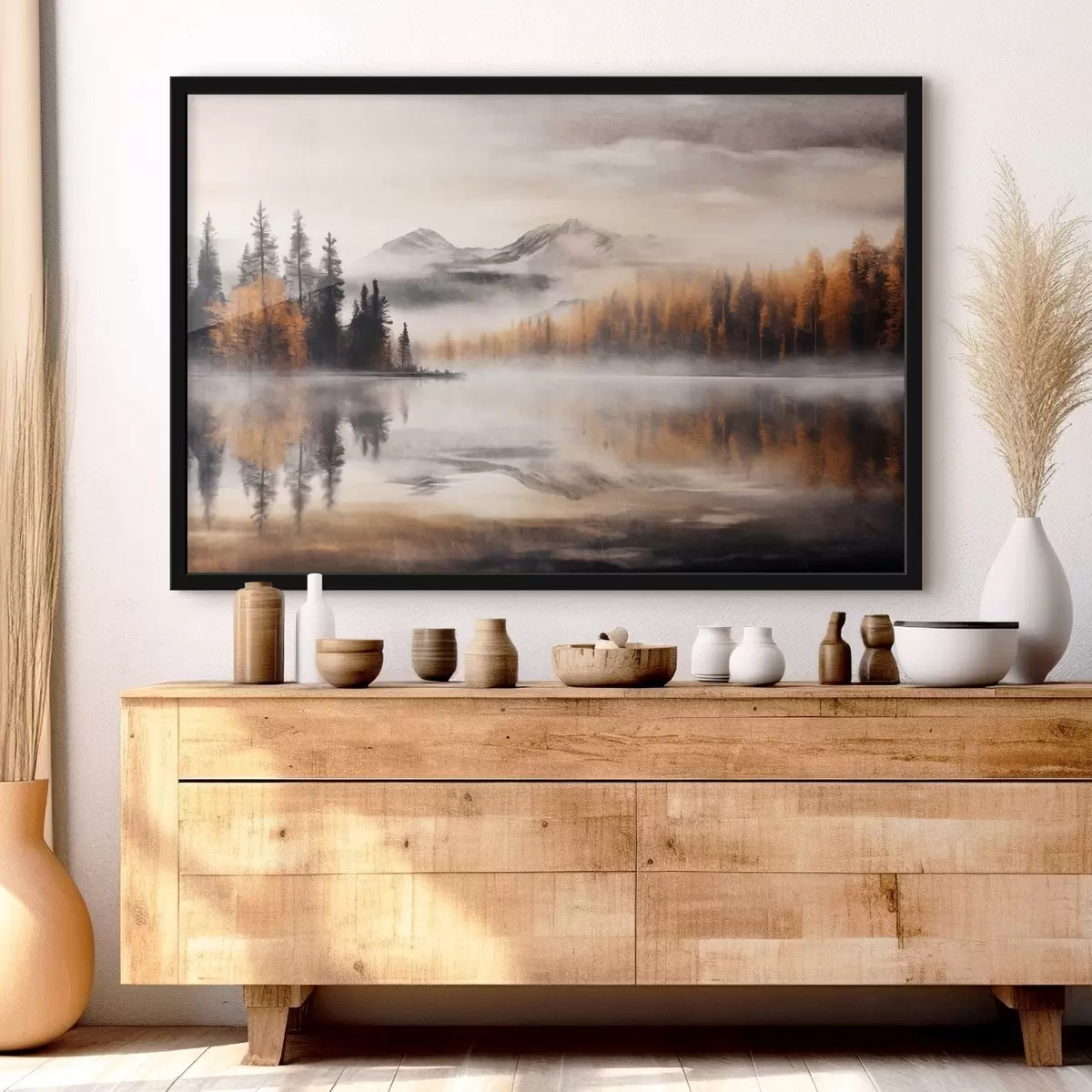 Poster Een mistig meerlandschap met dennenbomen en bergen, bewolkte grijze lucht f44856