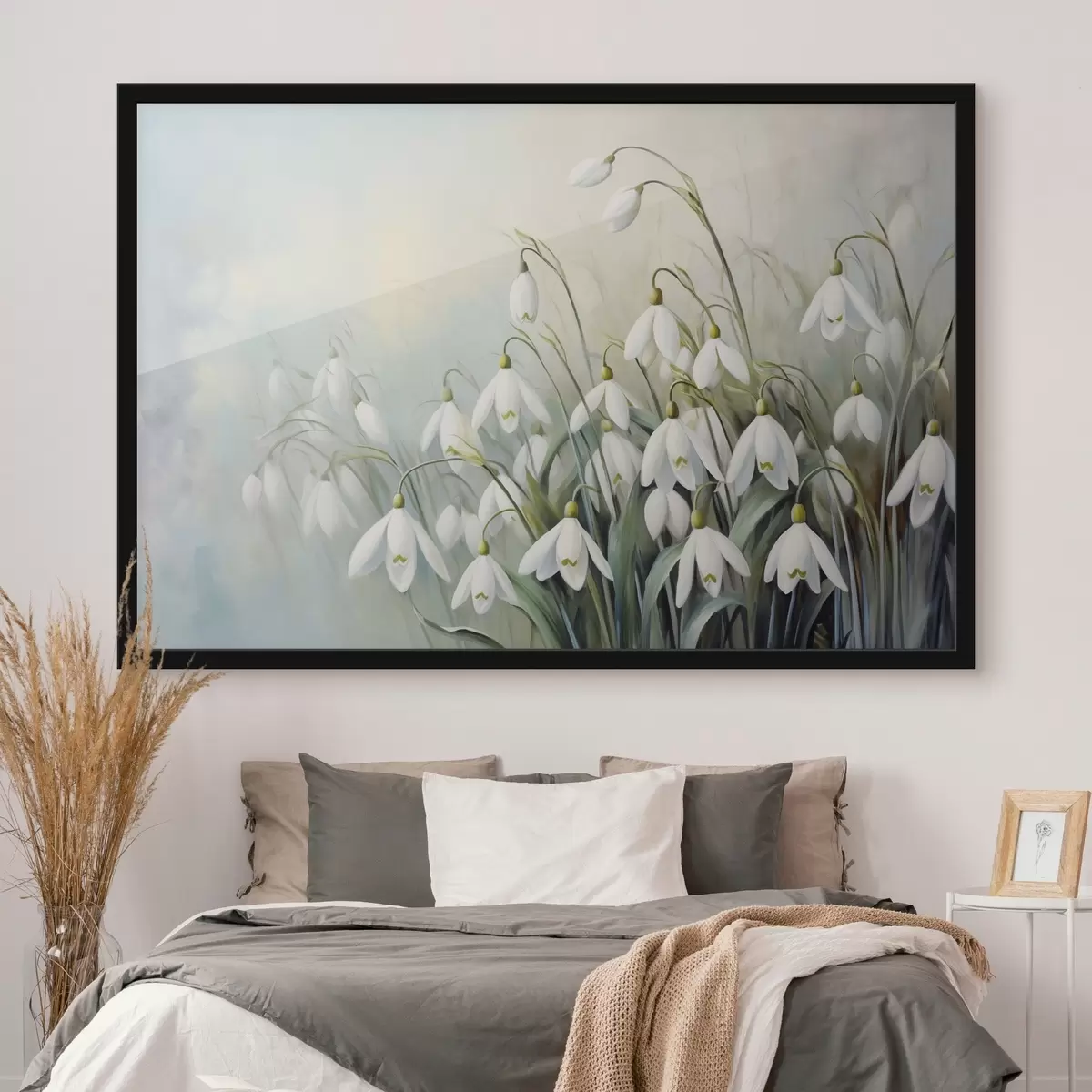 Poster Witte sneeuwklokjesbloemen met blauwe en groene stengels en bladeren, zachte penseelstreken, onscherpe achtergrond f44864