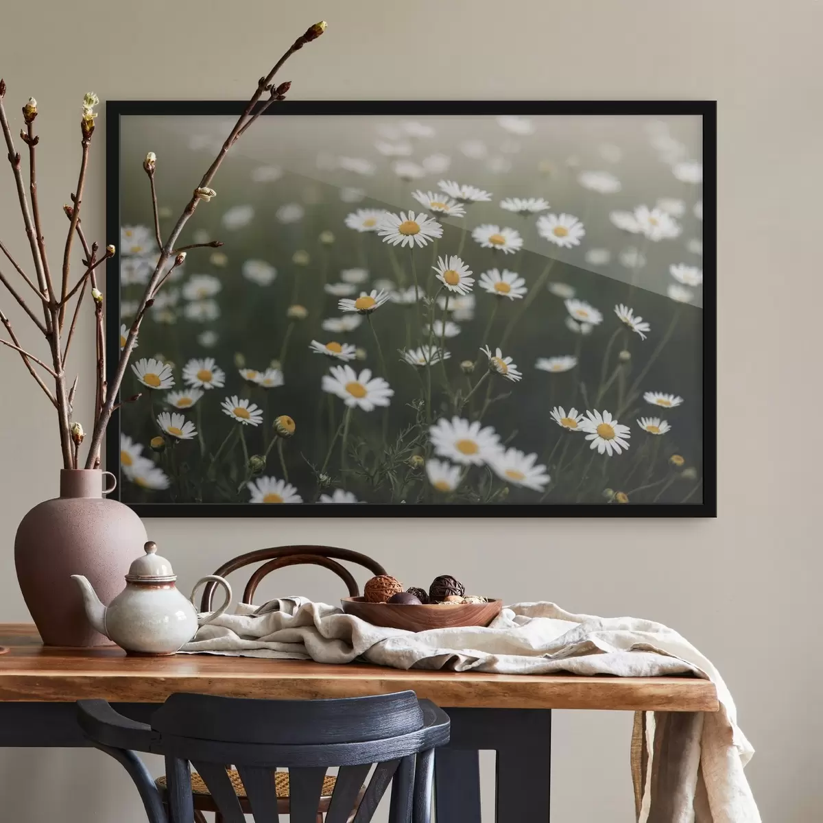 Poster Madeliefjesveld met onscherpe groene achtergrond f44898