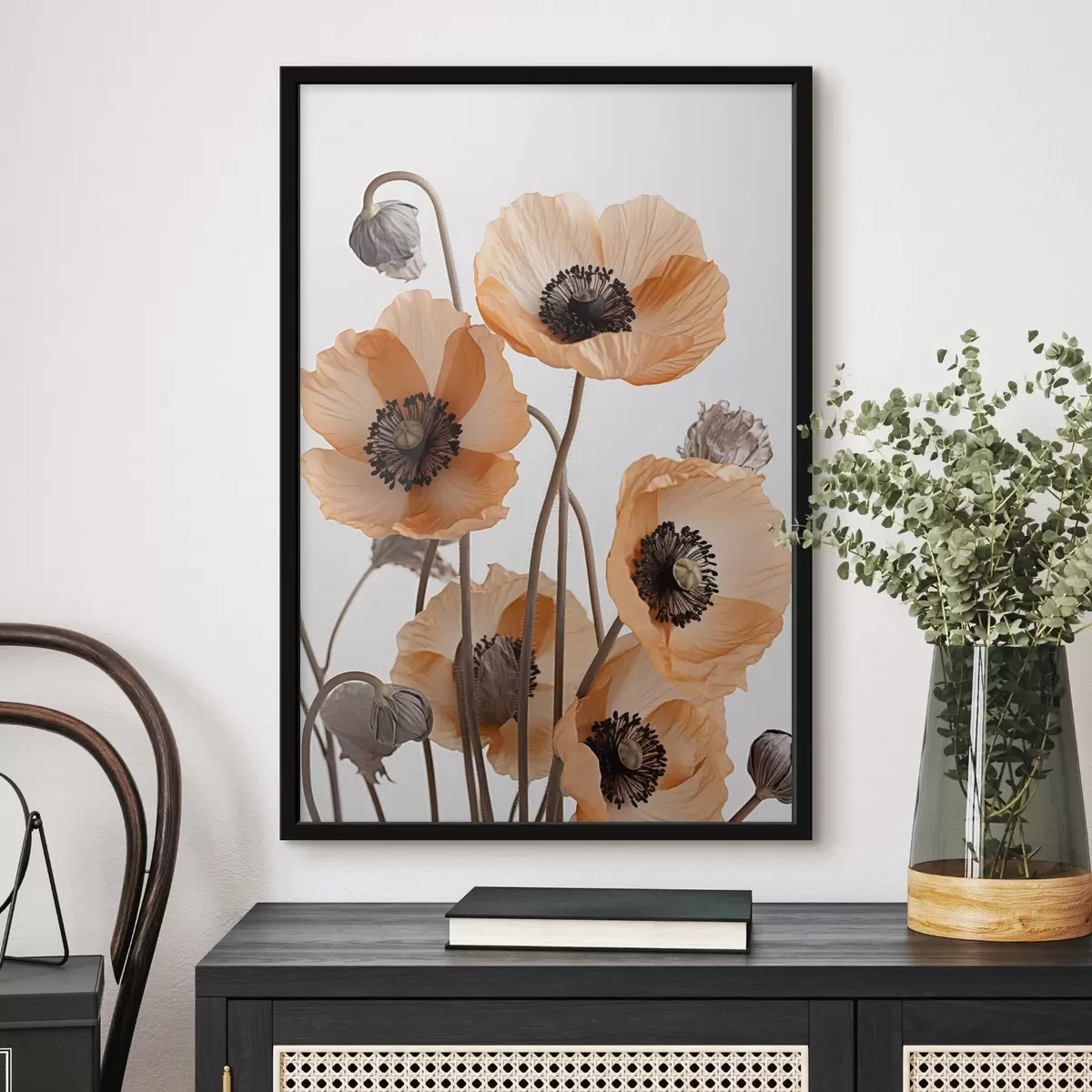 Affiche Coquelicots orange, fleurs séchées sur fond clair, éclairage doux, pétales délicats, arrangement floral f45167