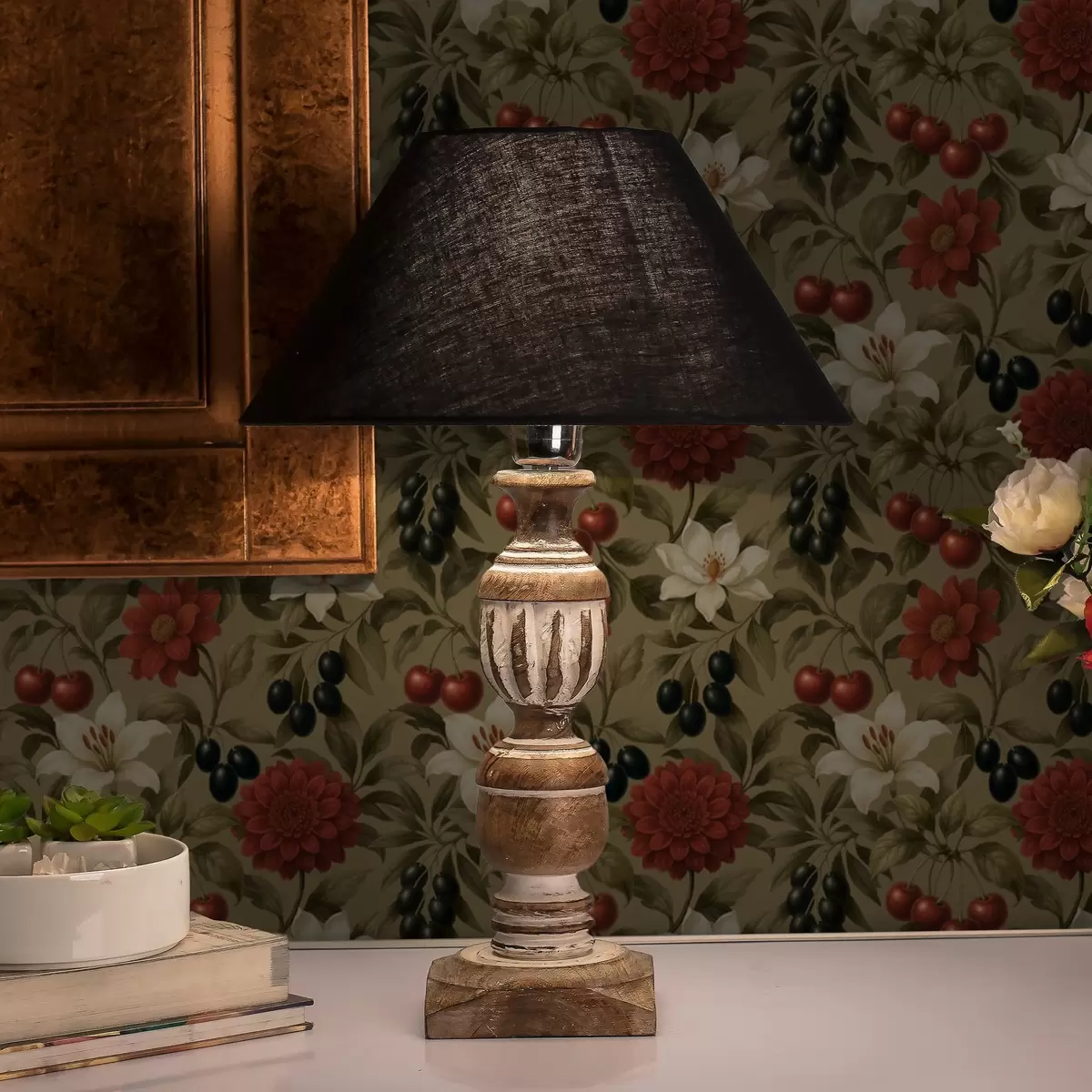 Behang Kersen, bloemen en zwarte olijven a00384