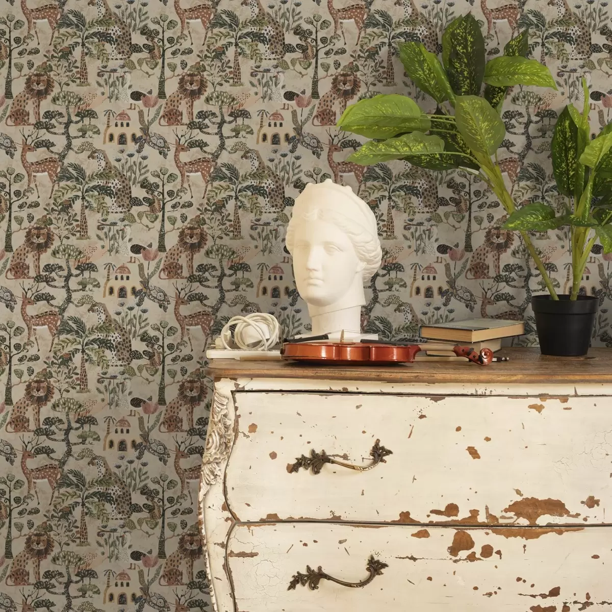 Papier peint Animaux de safari et feuilles de savane dans des tons chauds et terreux a00392