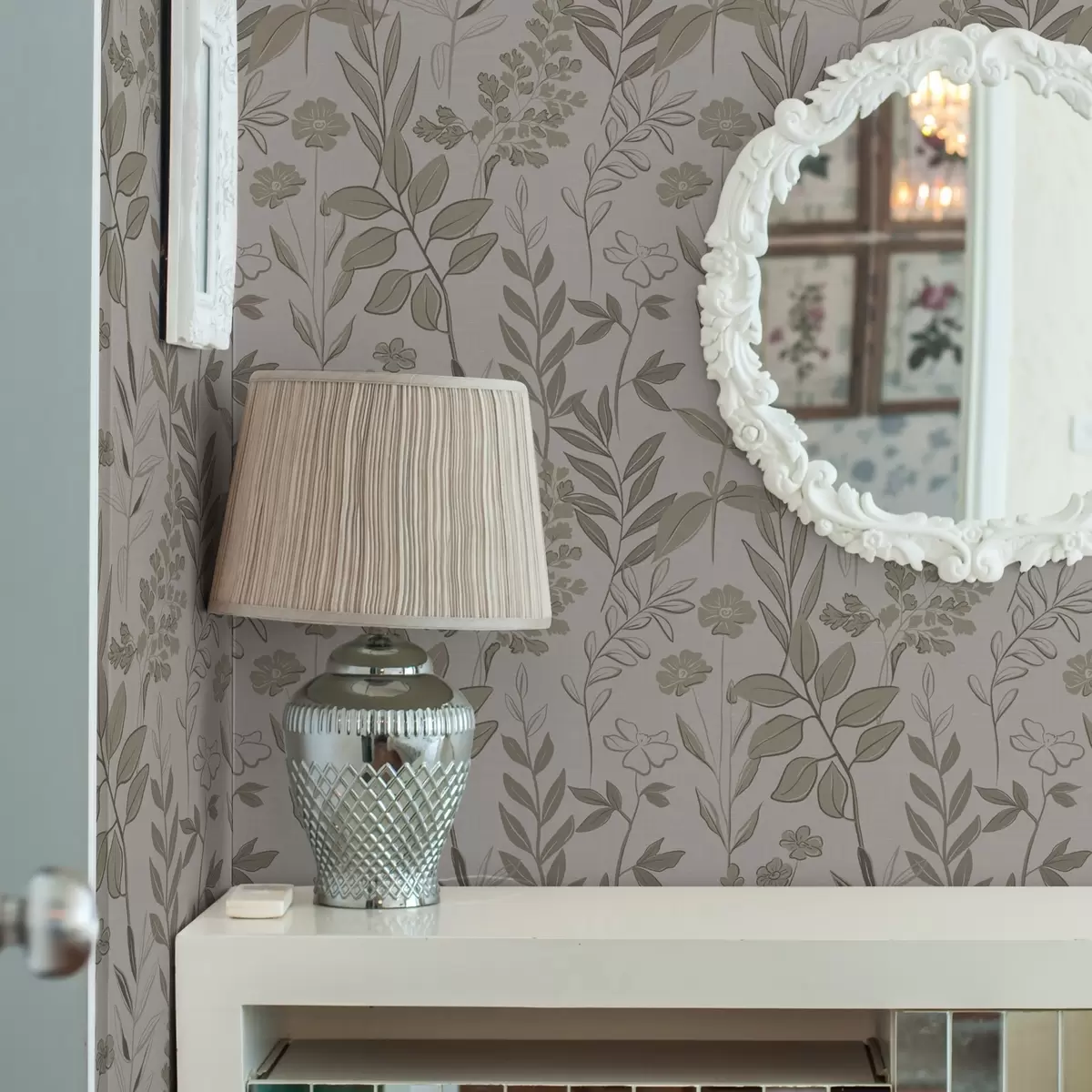 Behang Schetsmatige wilde bloemen in natuurlijke tinten a00432