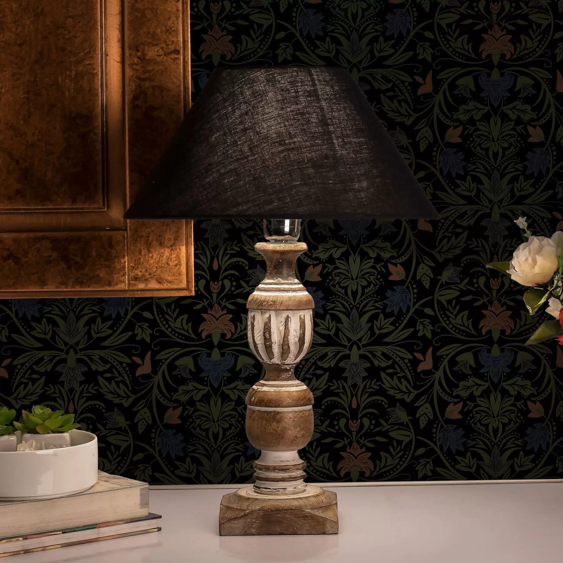Papier peint photo Ornement sombre avec des plantes de style classique a00412
