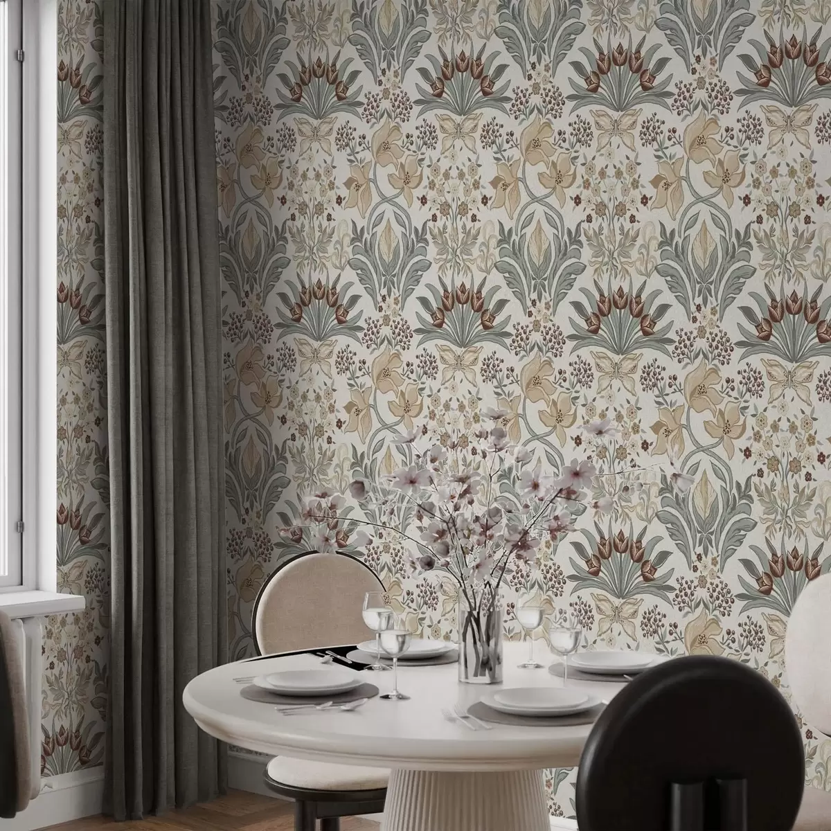 Behang Decoratieve lelies en een vlinder op een crèmekleurige achtergrond a00500