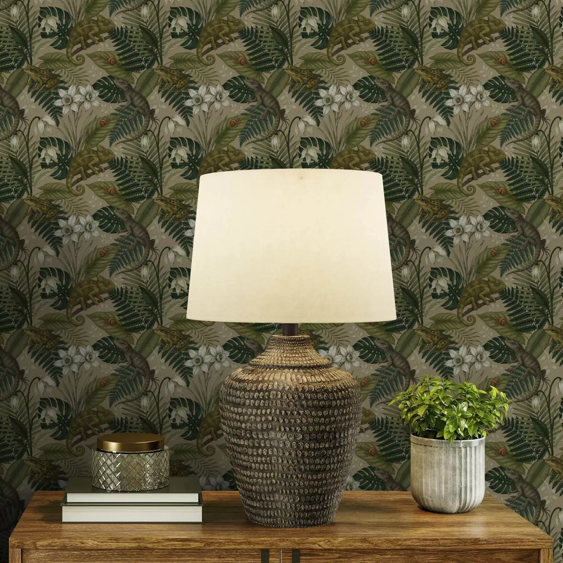 Fotobehang Kameleons en tropische bladeren, witte bloemen, beige achtergrond a00608