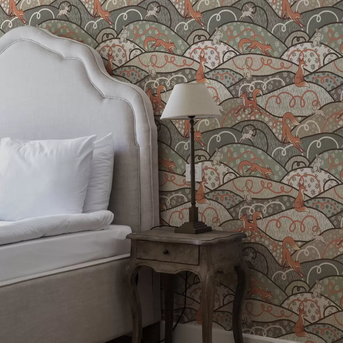 Behang Vossen en hazen op golvende heuvels, retro patroon a00690