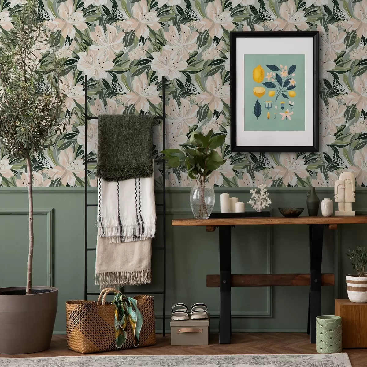 Behang Grote crèmekleurige bloemen op een lichtgroene achtergrond a00646