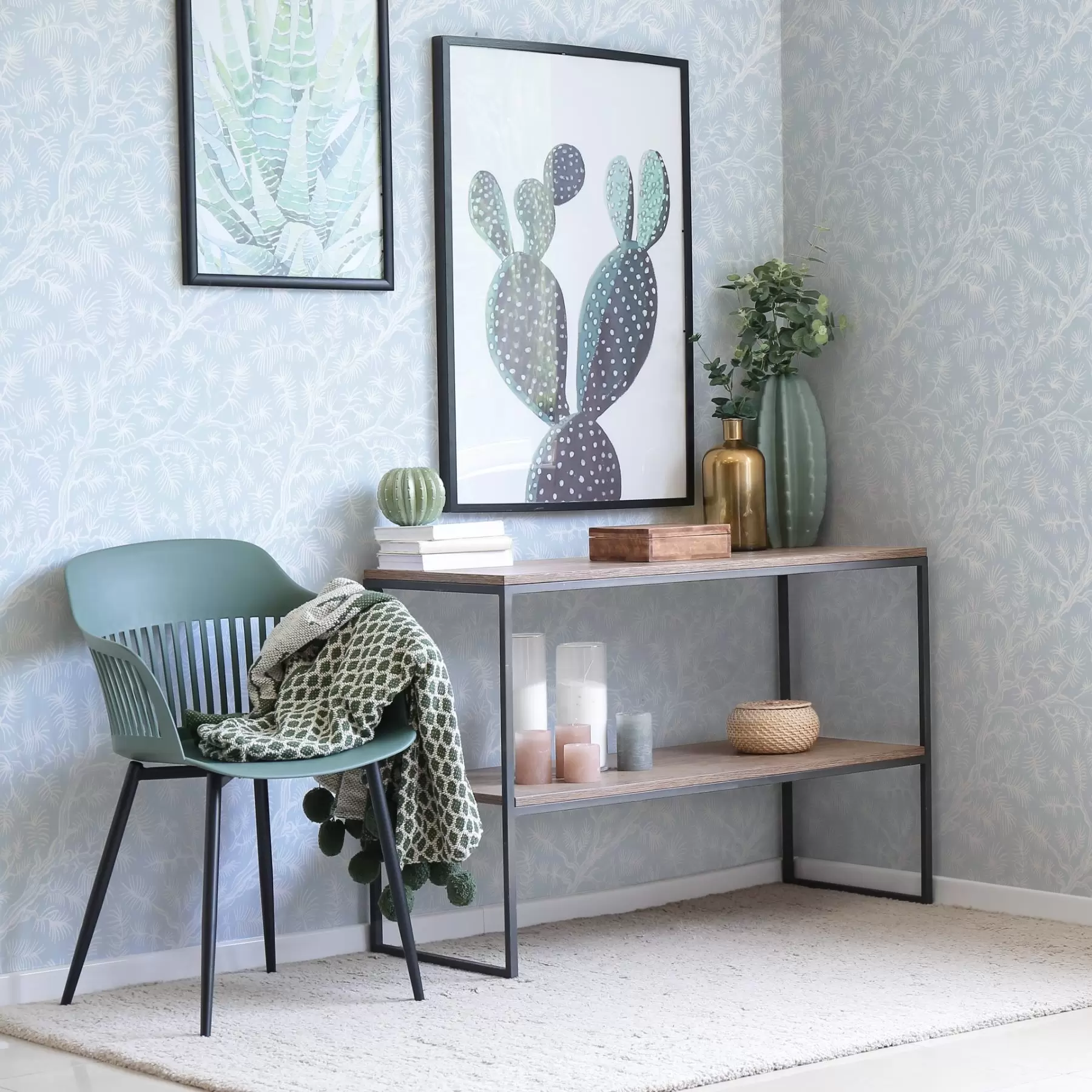 Papier peint photo Branches de pin dans des tons clairs sur fond bleu a00838