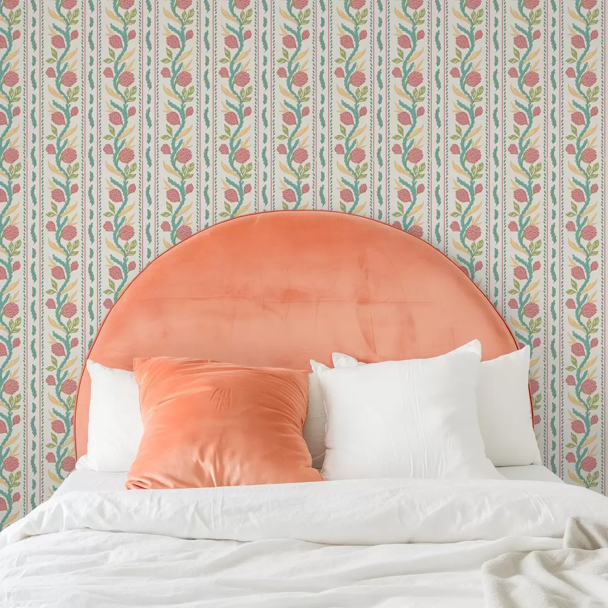 Behang Strepen met koraalknopjes op een licht crèmekleurige achtergrond a00816v1