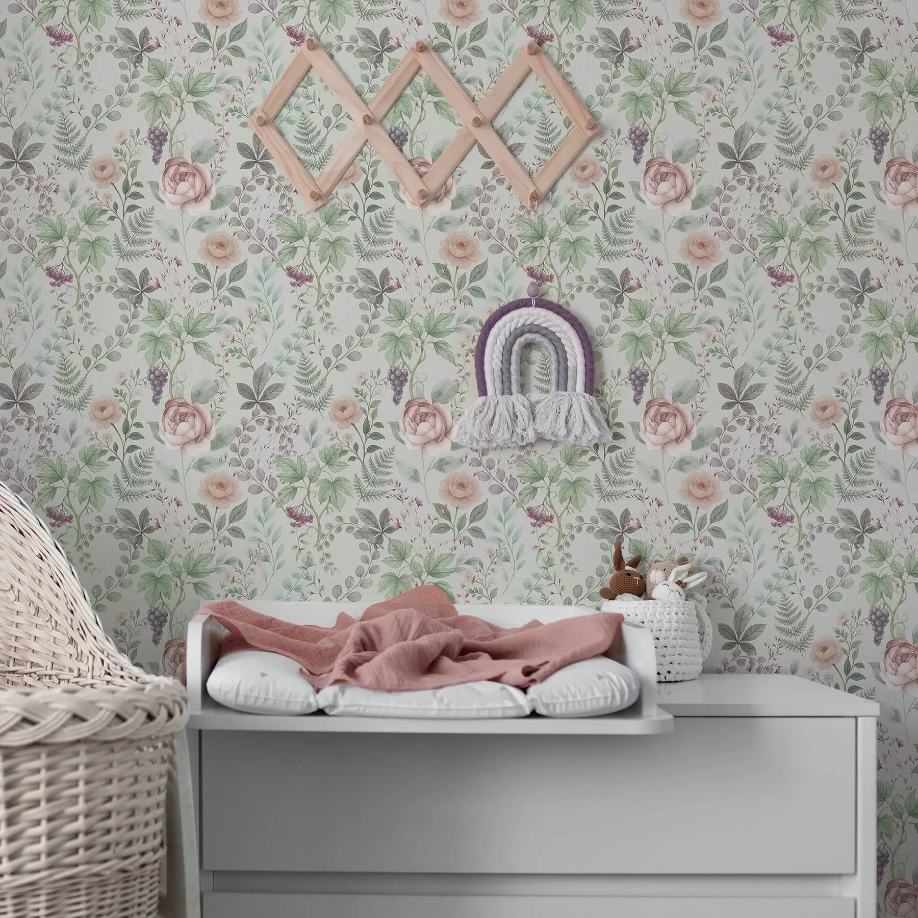 Papier peint photo Jardin pastel avec roses, fougères et raisins a00867