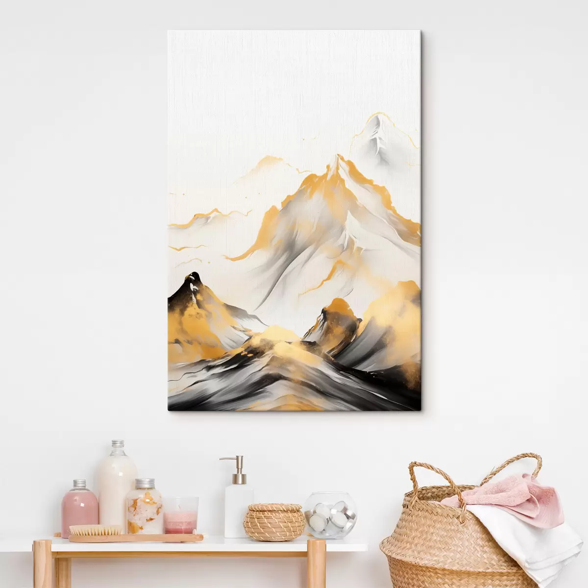  Schilderijen Getextureerde gele en zwarte bergen met besneeuwde toppen, inktwasstijl, minimalistische bergketen s46683