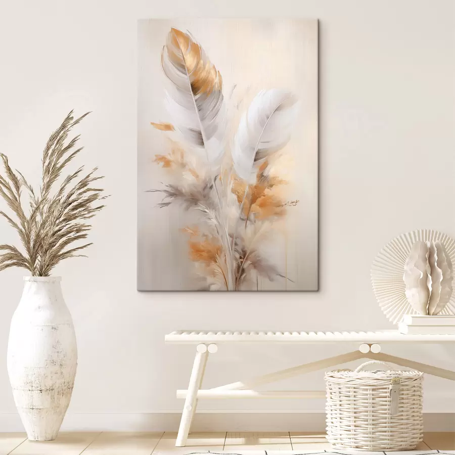  Peintures Plumes abstraites, entourées de plumes beiges et brunes, douces et délicates, sur un fond beige clair. s46711