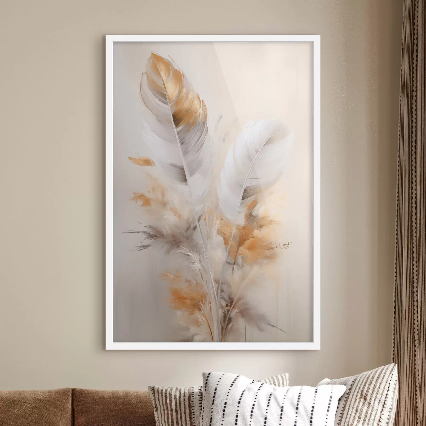 Fotobehang Abstracte veren, omgeven door beige en bruine pluimen, zacht en delicaat, op een lichtbeige achtergrond f46711