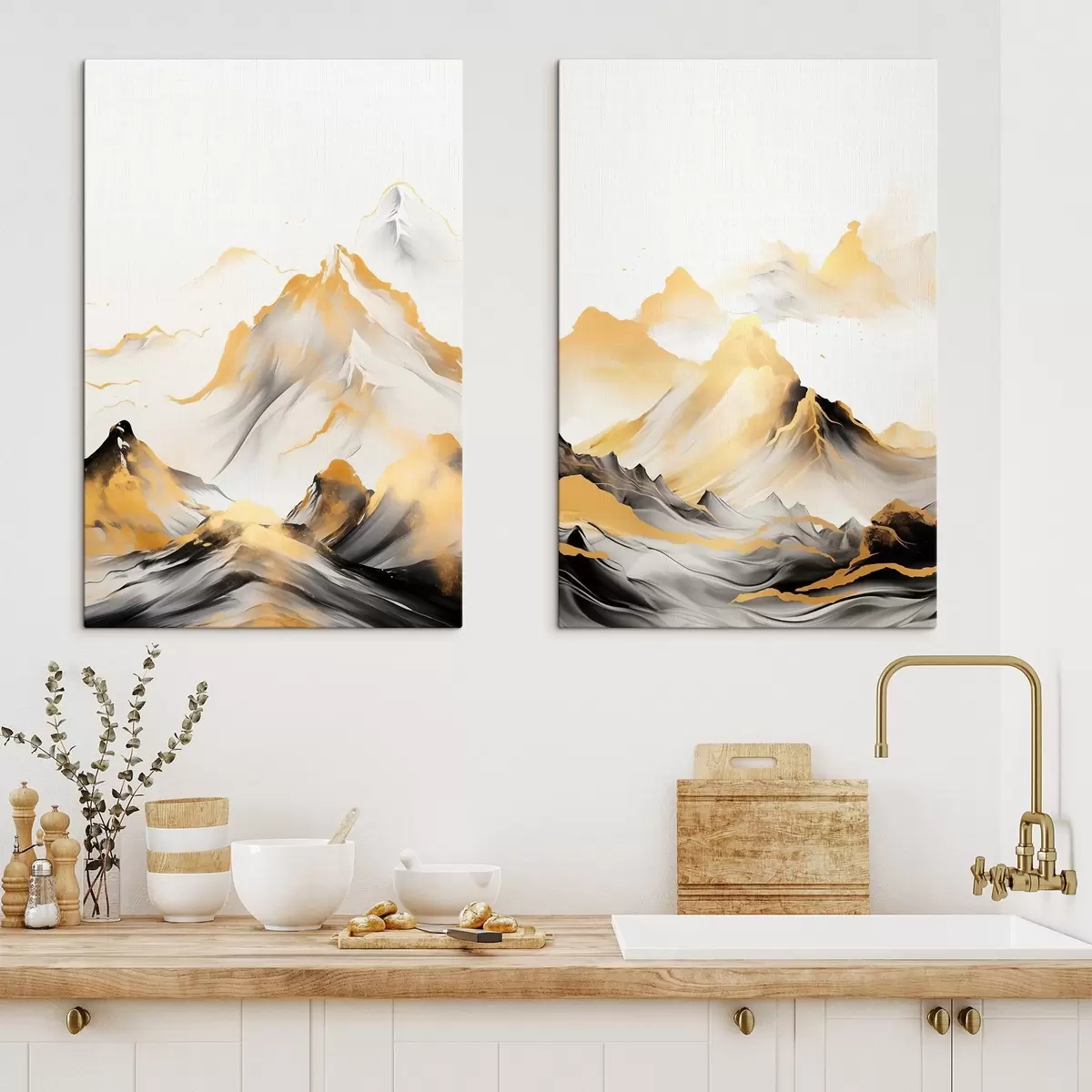  Peintures Montagnes texturées jaunes et noires aux sommets enneigés, style peinture à l'encre, chaîne de montagnes minimaliste m01002