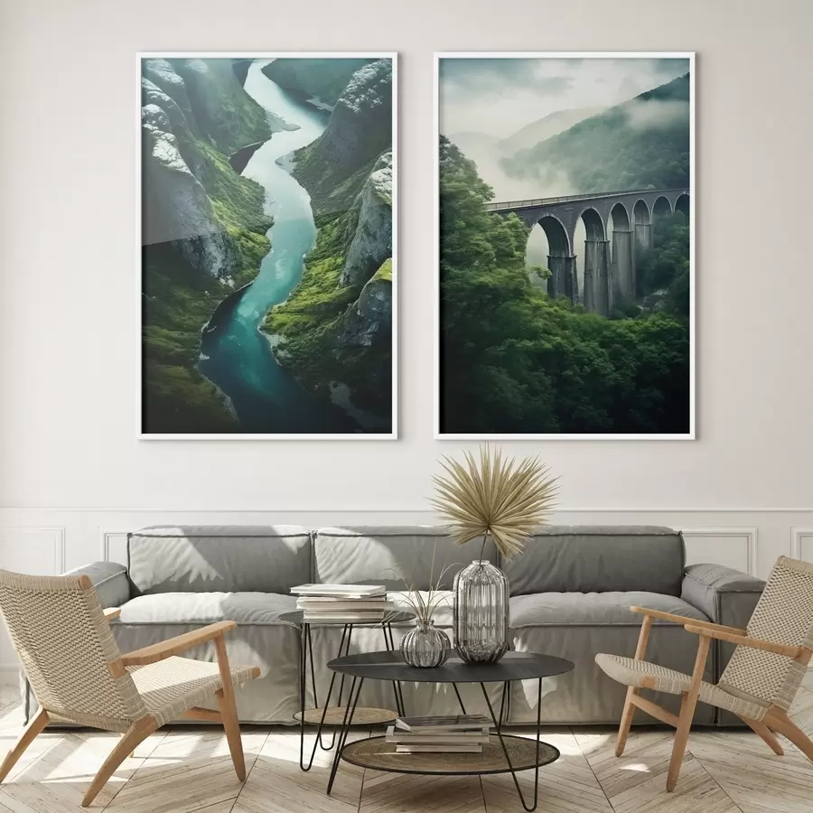 Papier peint photo Canyon aérien et viaduc brumeux dans les collines verdoyantes d00967