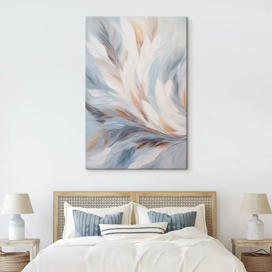  Peintures Peinture abstraite représentant des plumes dans des tons blancs, bleus et bruns, avec une texture douce et fluide et un fond clair. s47417