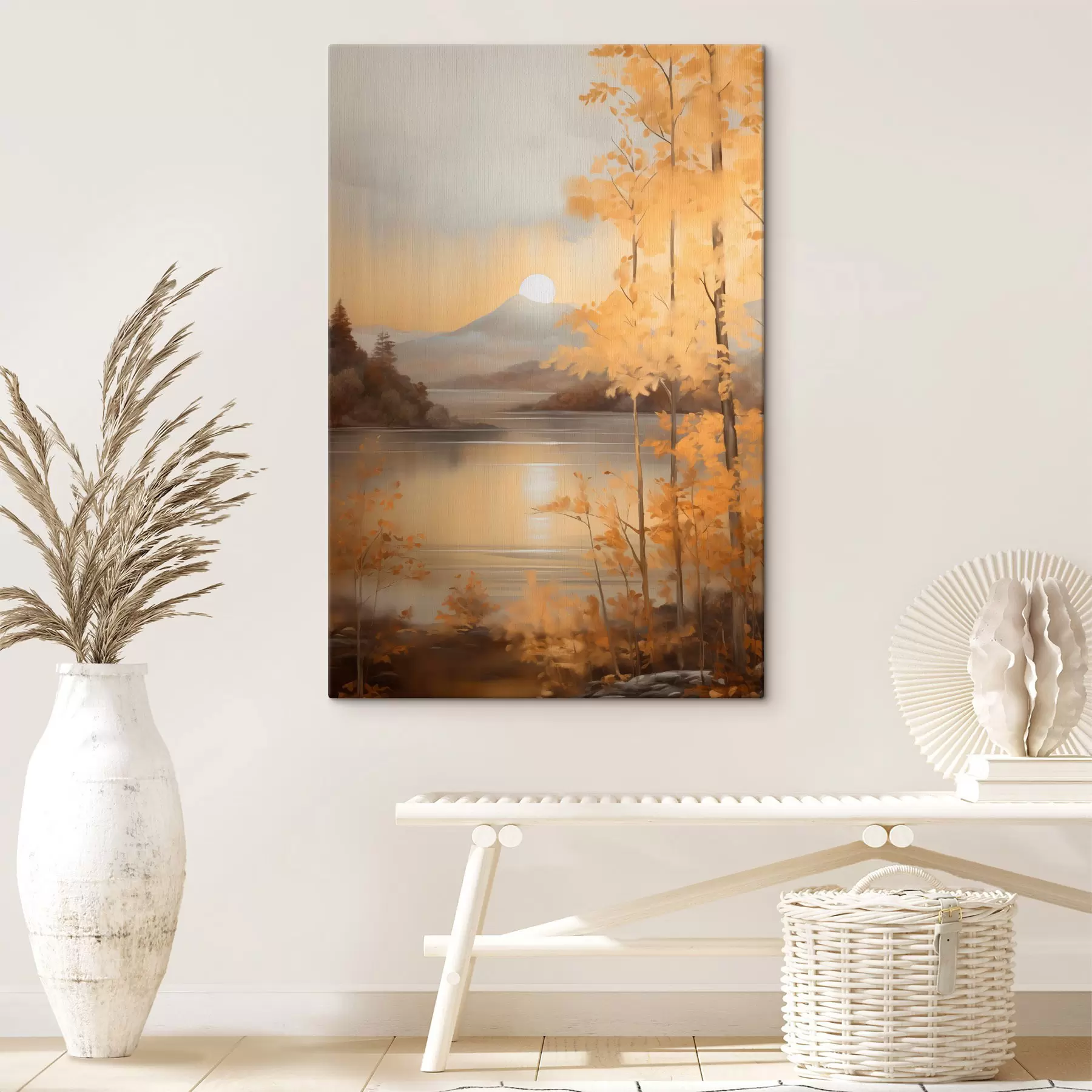  Peintures Des arbres aux feuilles orange, caractéristiques de l'automne, encadrent un lac paisible avec des montagnes lointaines sous un ciel nuageux. s47440