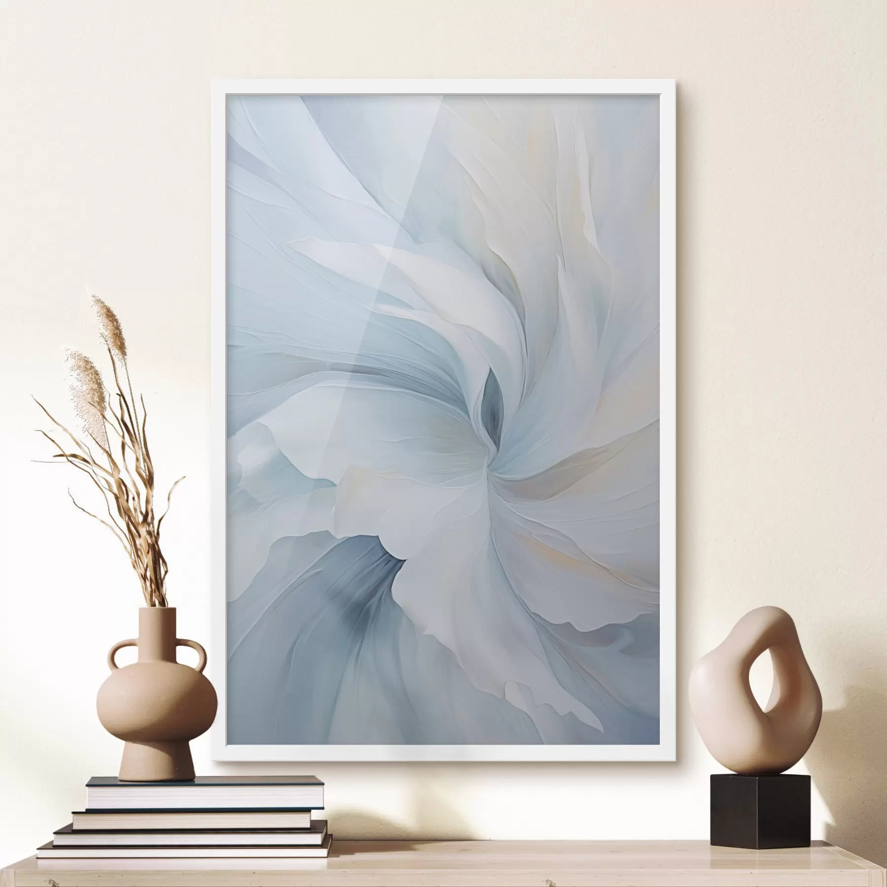 Papier peint photo Résumé : pétales délicats et translucides tourbillonnant vers l'intérieur, avec un éclairage doux et une texture picturale. f47437