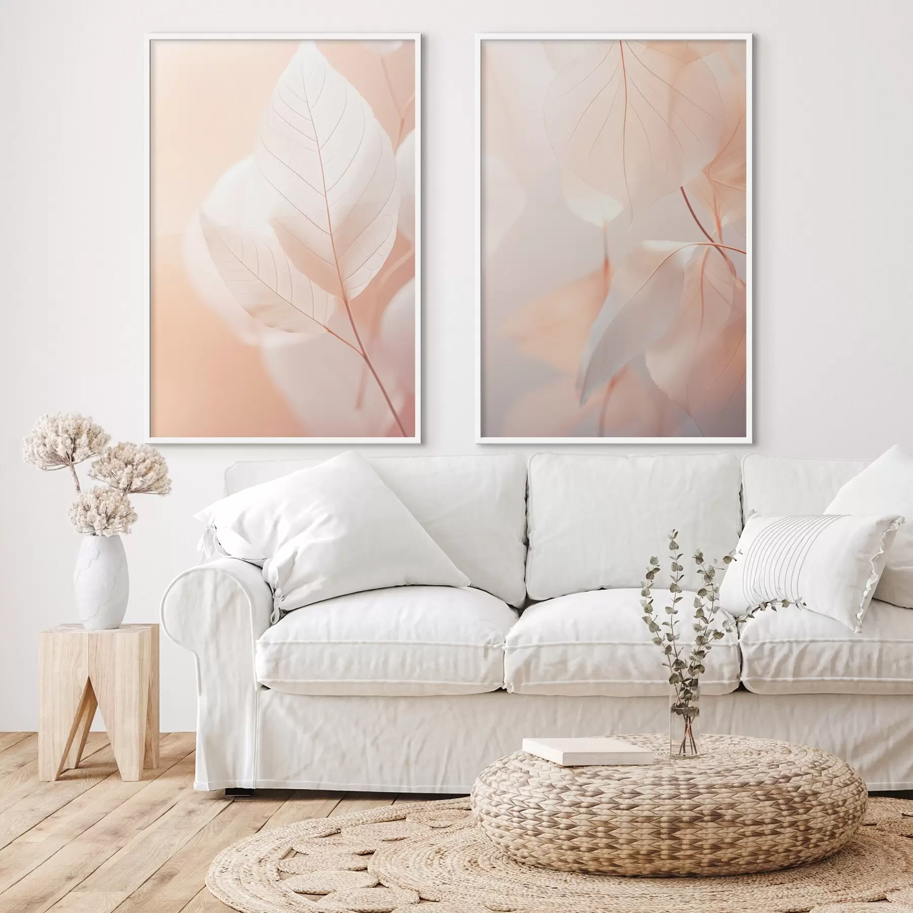 Fotobehang Close-up van doorschijnende bladeren met fijne nerven, zacht perzik en wit kleurenpalet, onscherpe achtergrond d00647